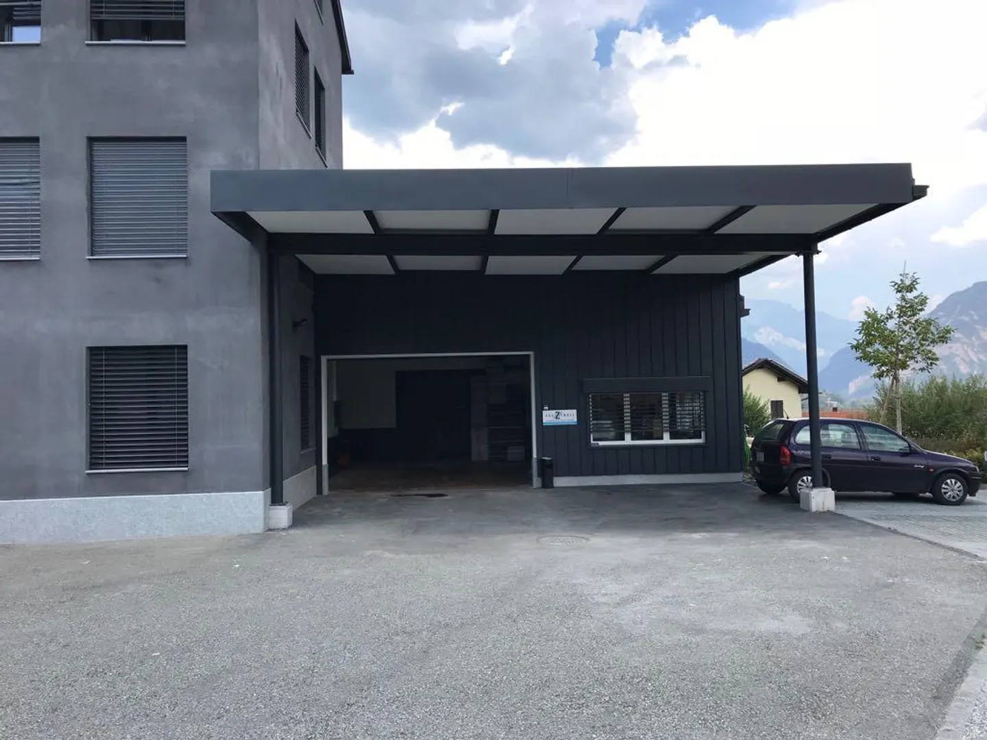 Grande Magazzino / Officina - Foto 1 di 1