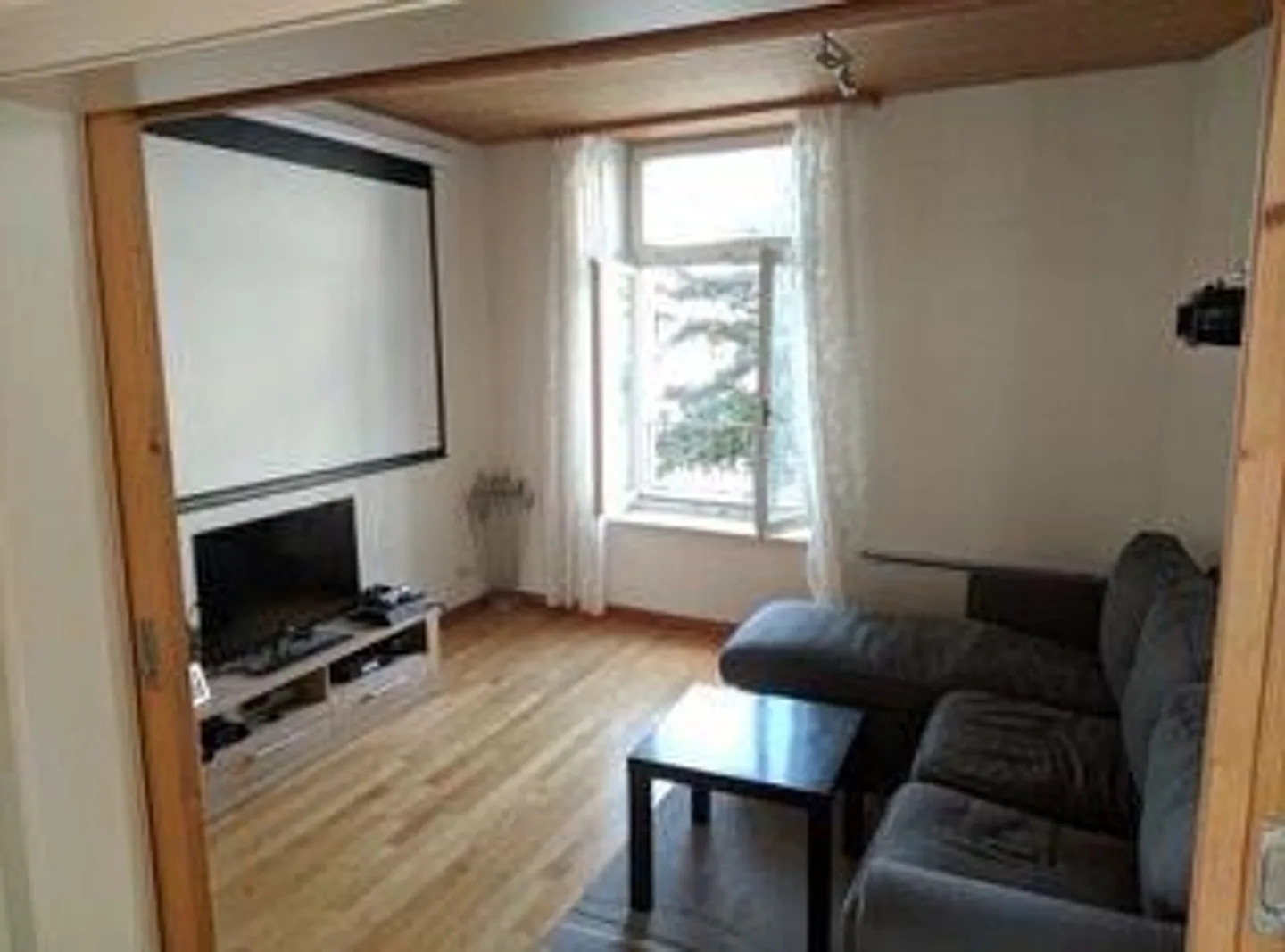 Near University, 3-room apartment ideal for a 2-person shared flat - Photo 7 of 10