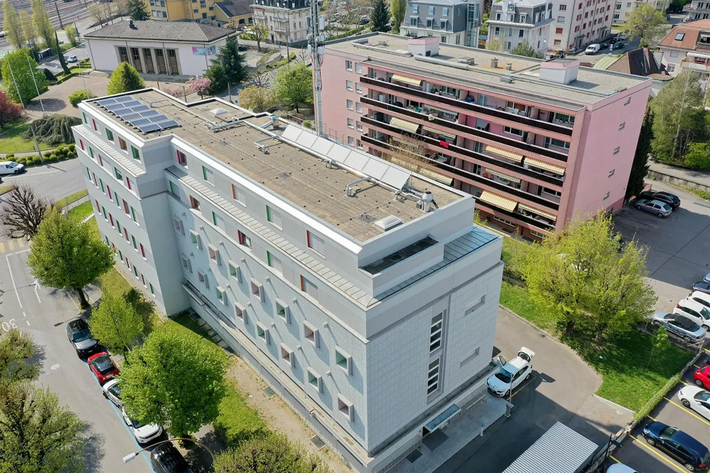 Un studio meublé - Bon TL CHF 300.00 offert ! - Foto 5 di 6