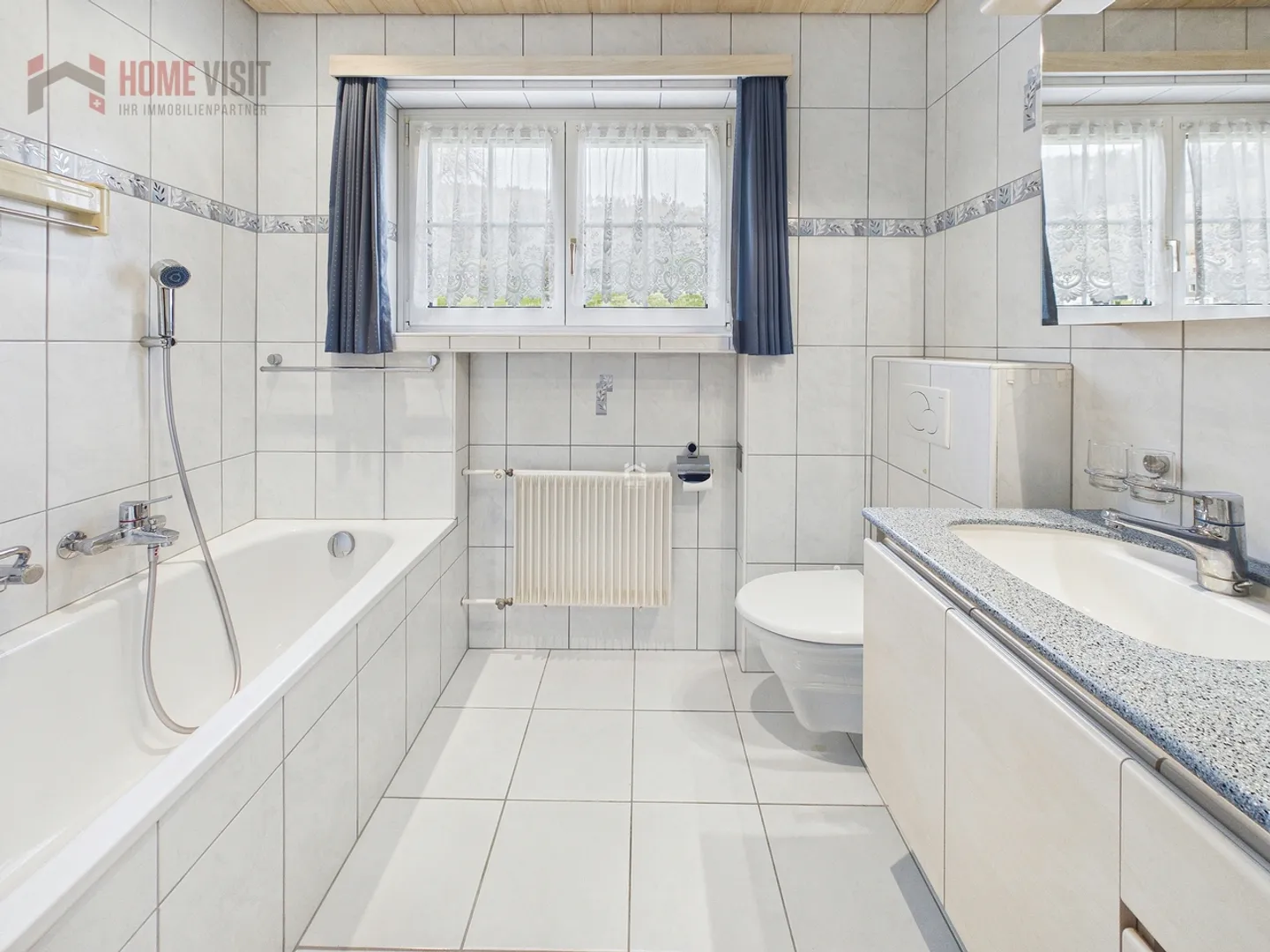 Charming Family Home with Garden - Photo 7 of 21