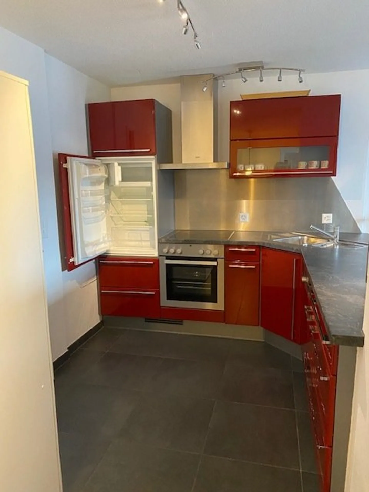 Offre unique - Maison de vacances avec 4 unités à Crans Montana - ou bien propriété d'investissement - Photo 11 sur 35