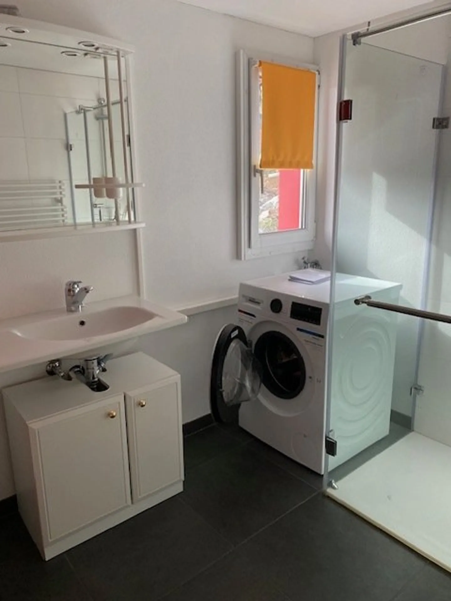 Offre unique - Maison de vacances avec 4 unités à Crans Montana - ou bien propriété d'investissement - Photo 13 sur 35