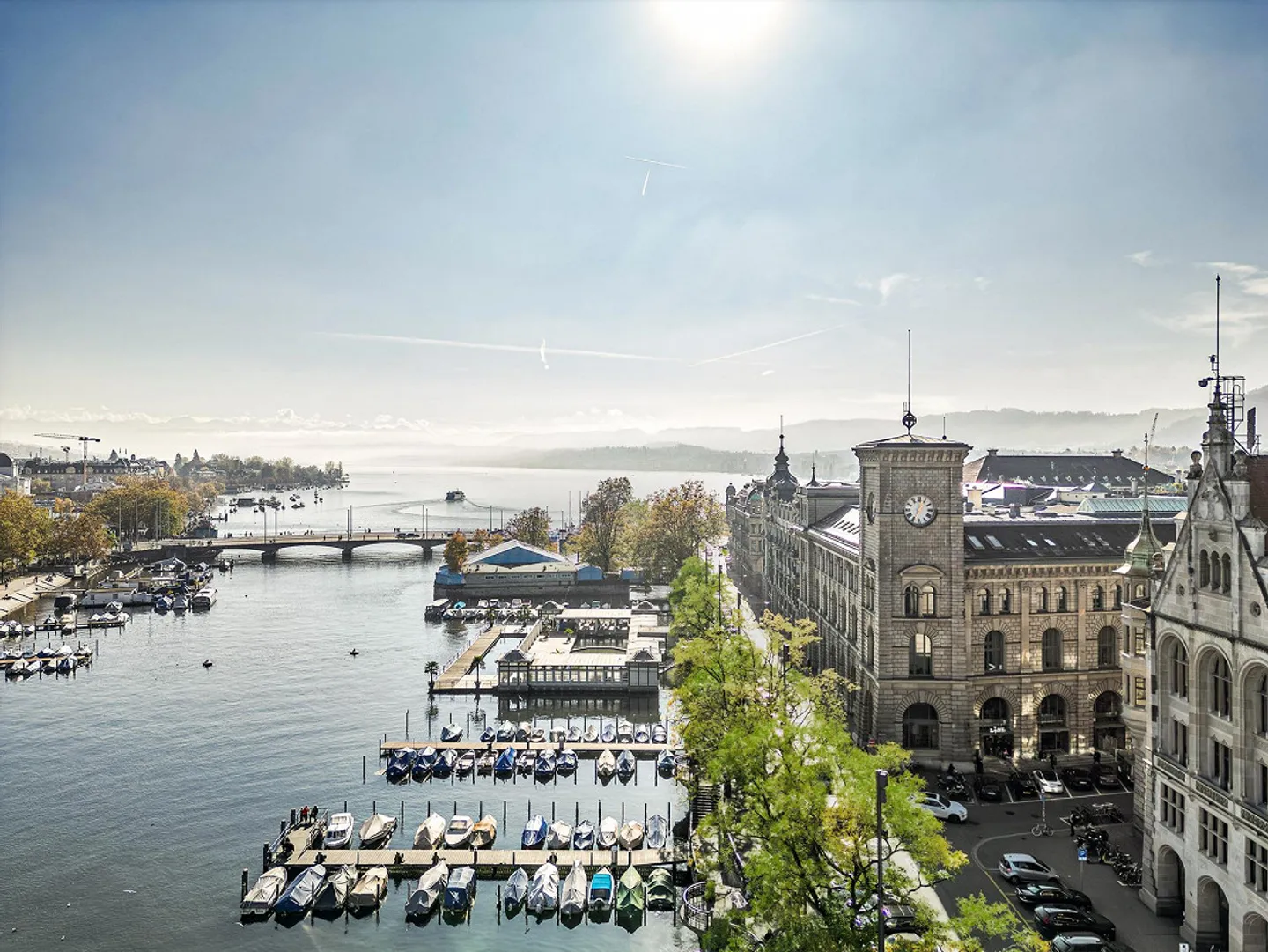 Fraumünsterpost – exclusive office space in the heart of Zurich - Photo 1 of 4