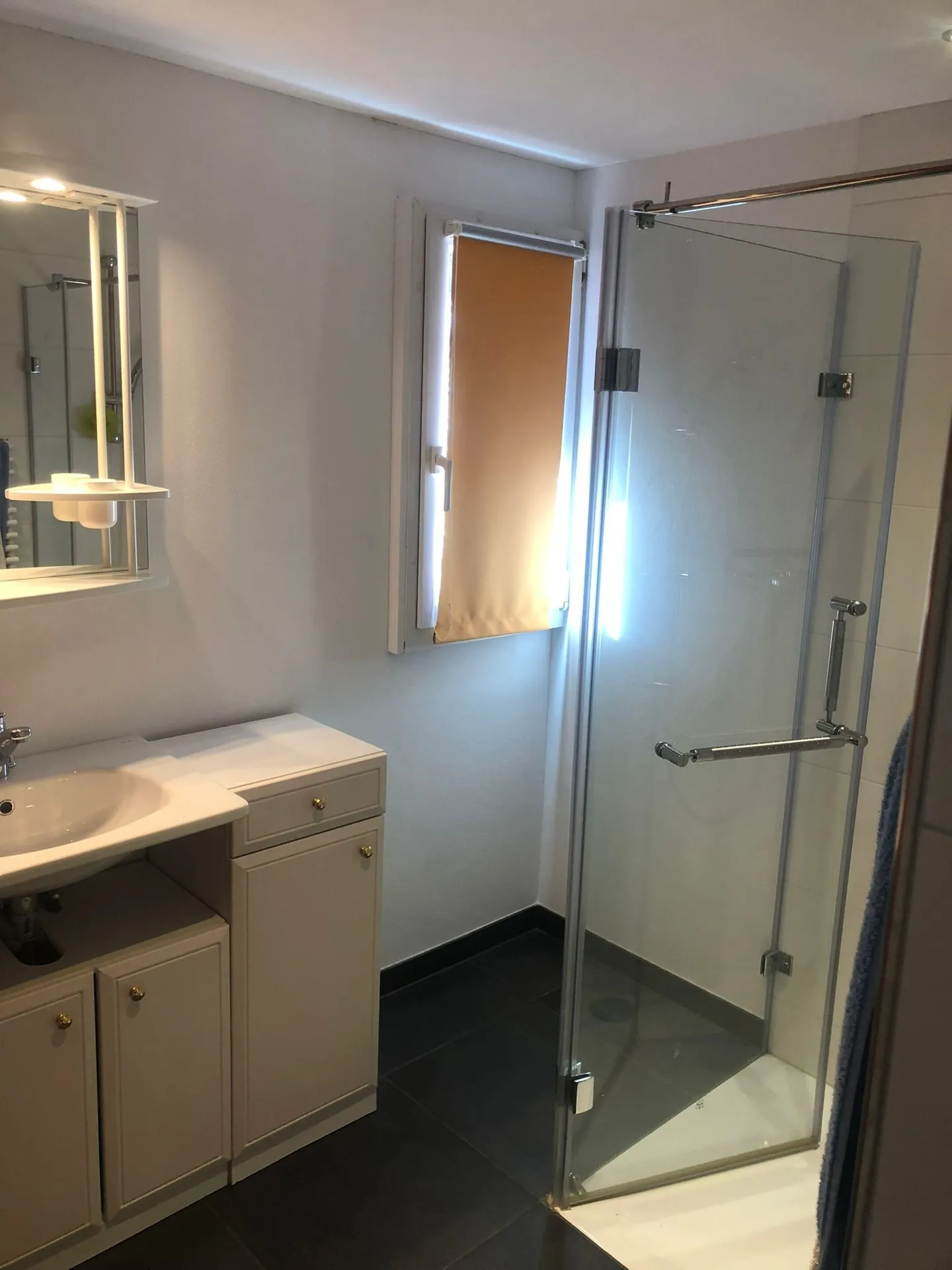 Offre unique - Maison de vacances avec 4 unités à Crans Montana - ou bien propriété d'investissement - Photo 22 sur 35