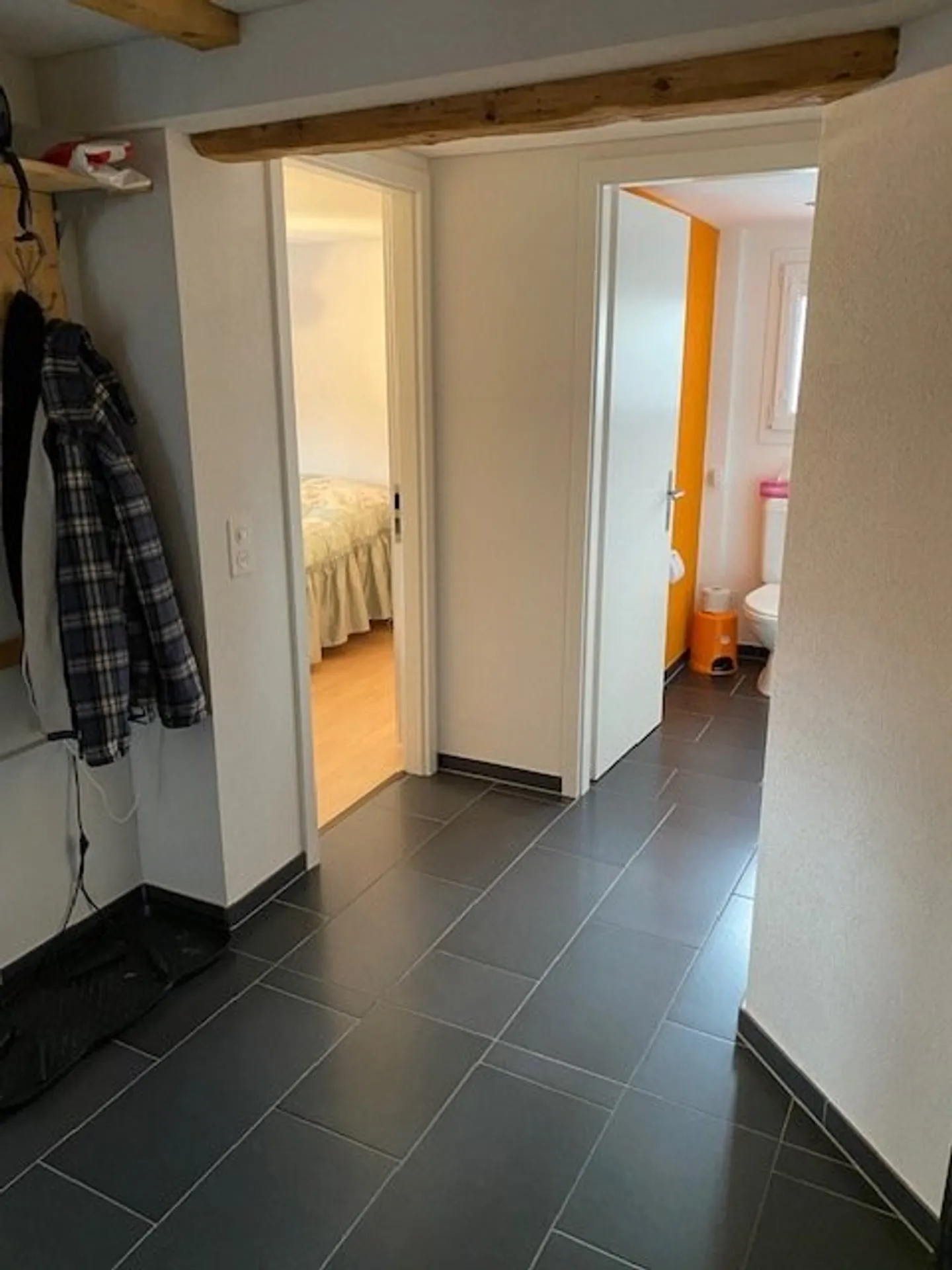 Offre unique - Maison de vacances avec 4 unités à Crans Montana - ou bien propriété d'investissement - Photo 18 sur 35