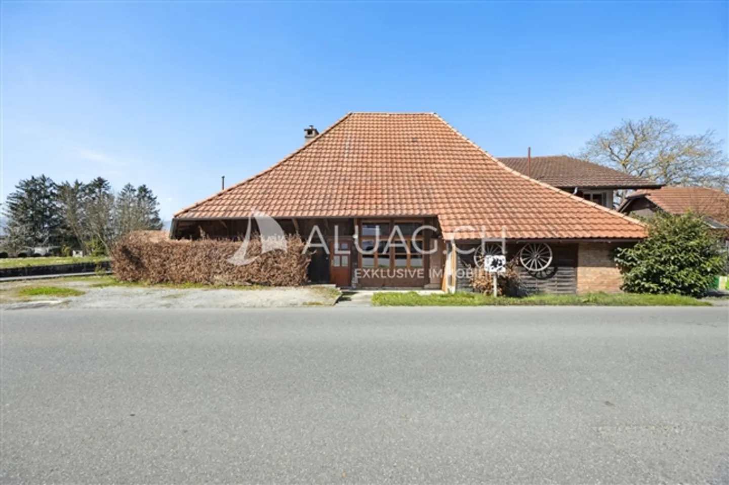 Charmantes Bauernhaus mit Potenzial - Foto 1 von 11