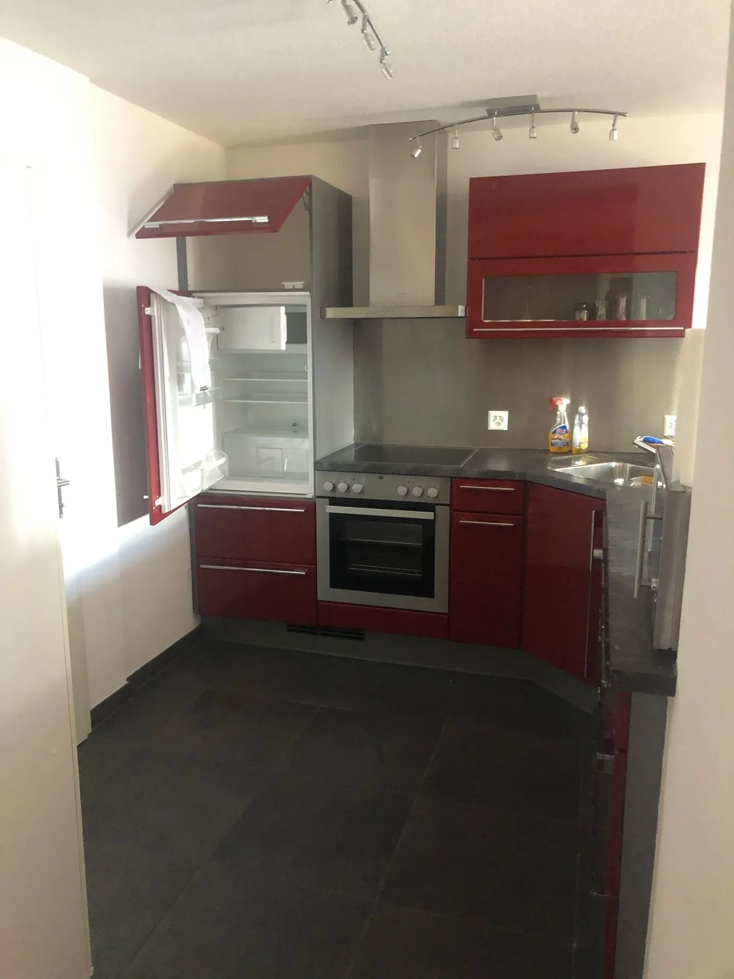 Offre unique - Maison de vacances avec 4 unités à Crans Montana - ou bien propriété d'investissement - Photo 24 sur 35