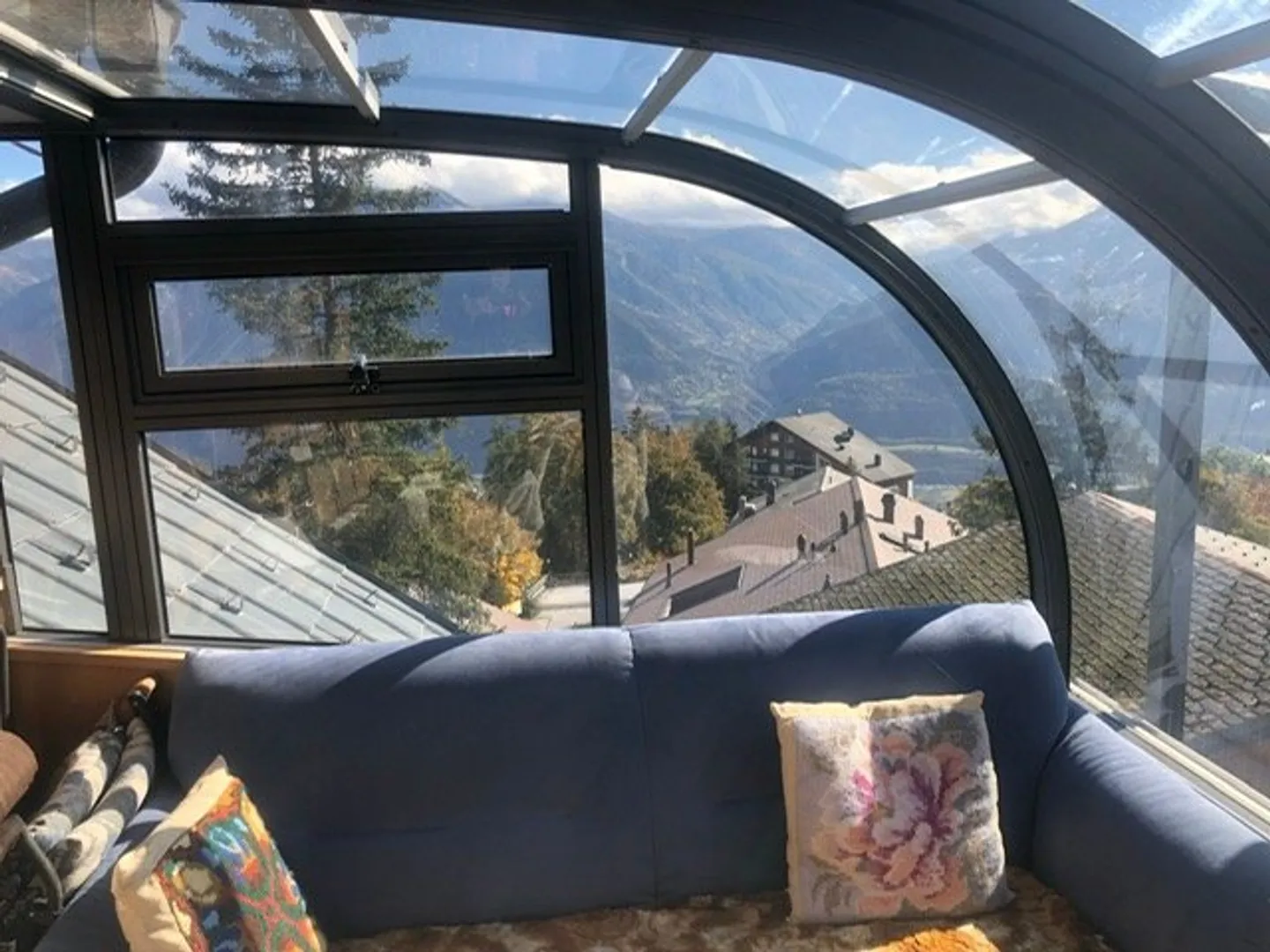 Offre unique - Maison de vacances avec 4 unités à Crans Montana - ou bien propriété d'investissement - Photo 31 sur 35