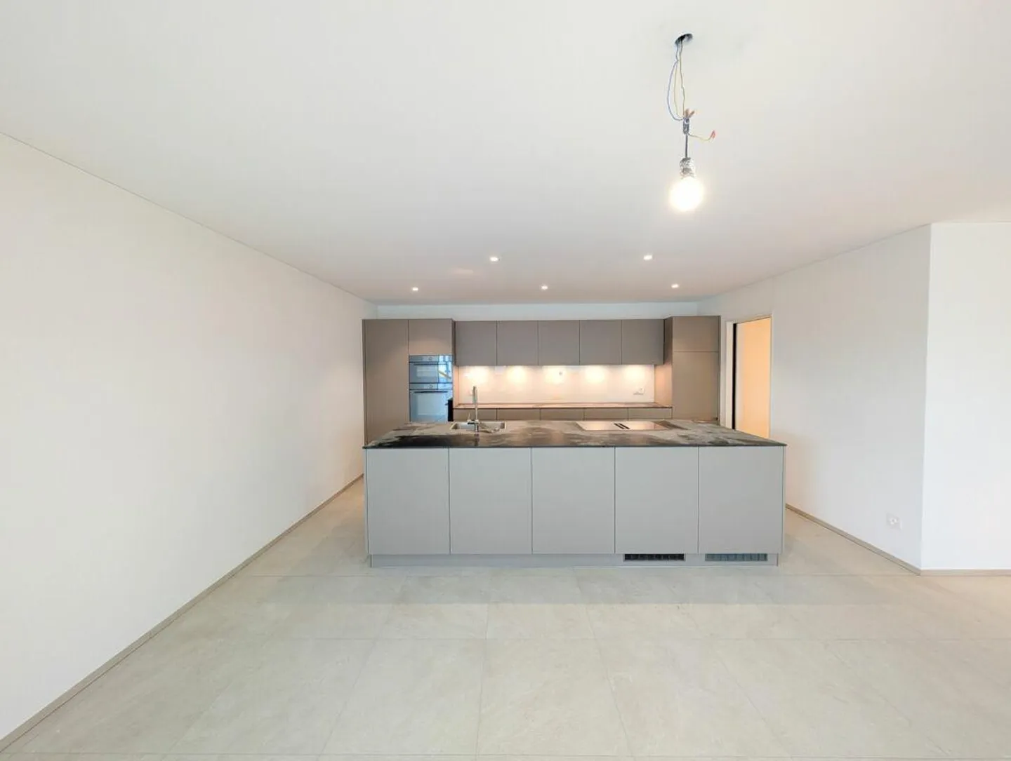 Family Living with Garden and Ample Storage Space - Photo 3 of 13