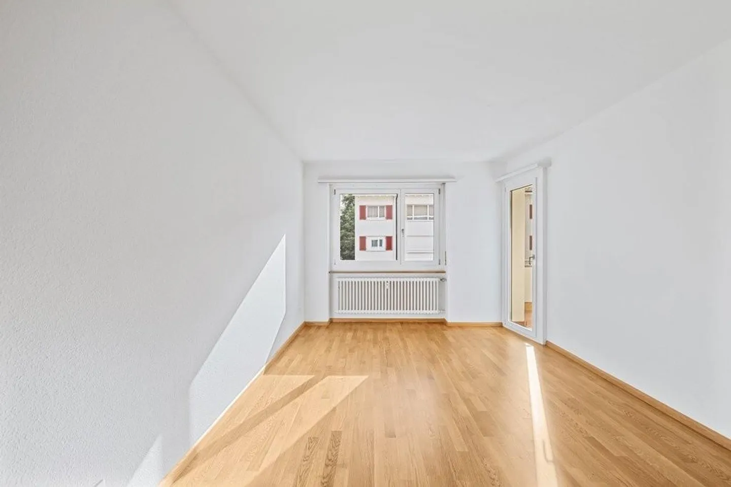 «Suchen Sie eine Wohnung an zentraler, aber dennoch ruhiger Lage» - Foto 9 von 12