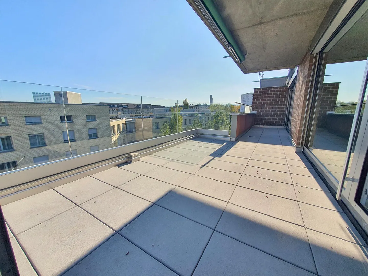 Modernes Attikawohnung in St. Johann - Foto 1 von 9