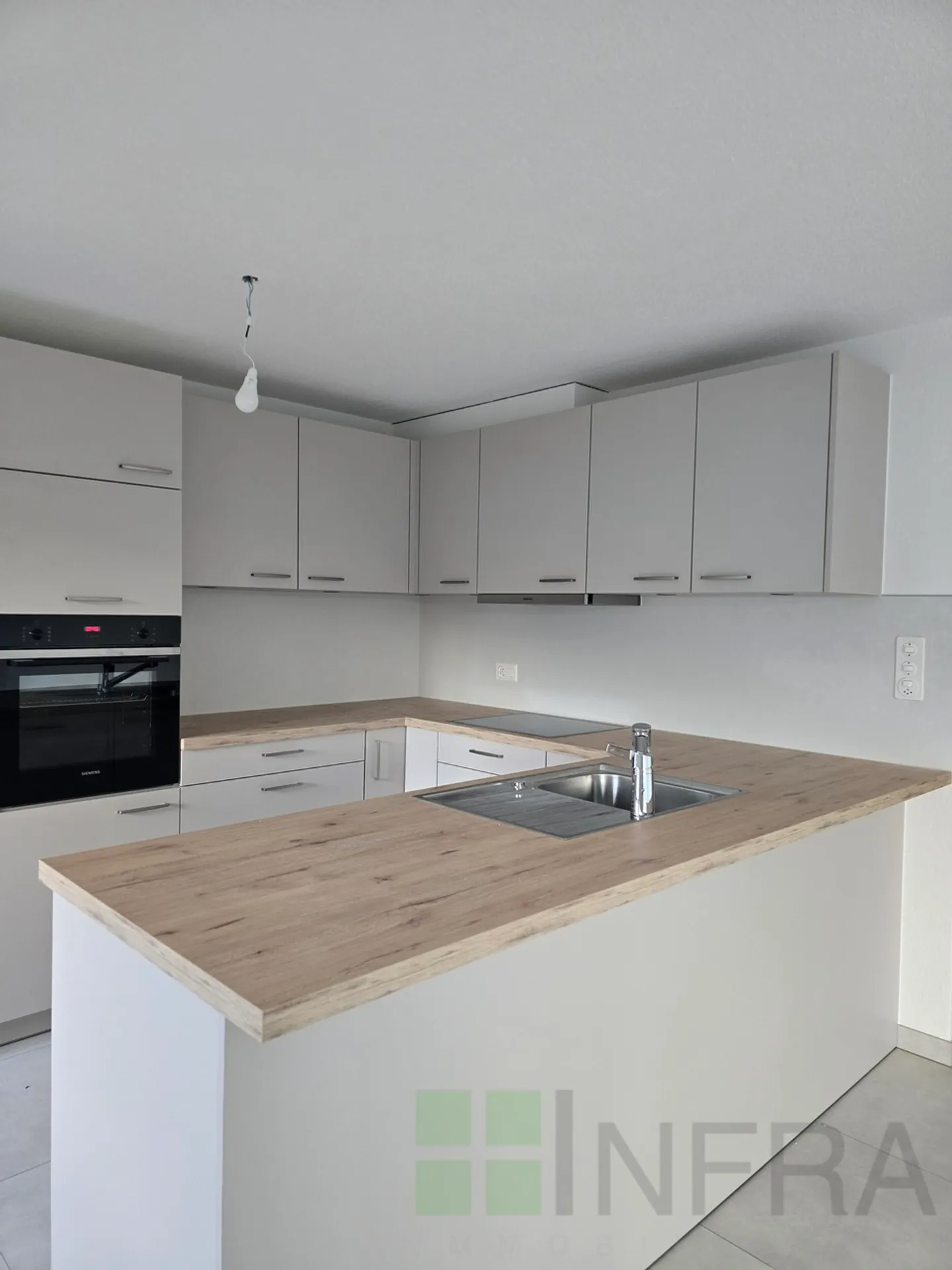 Renovated 4.5-room apartment on the 2nd floor, without elevator - Photo 1 of 10