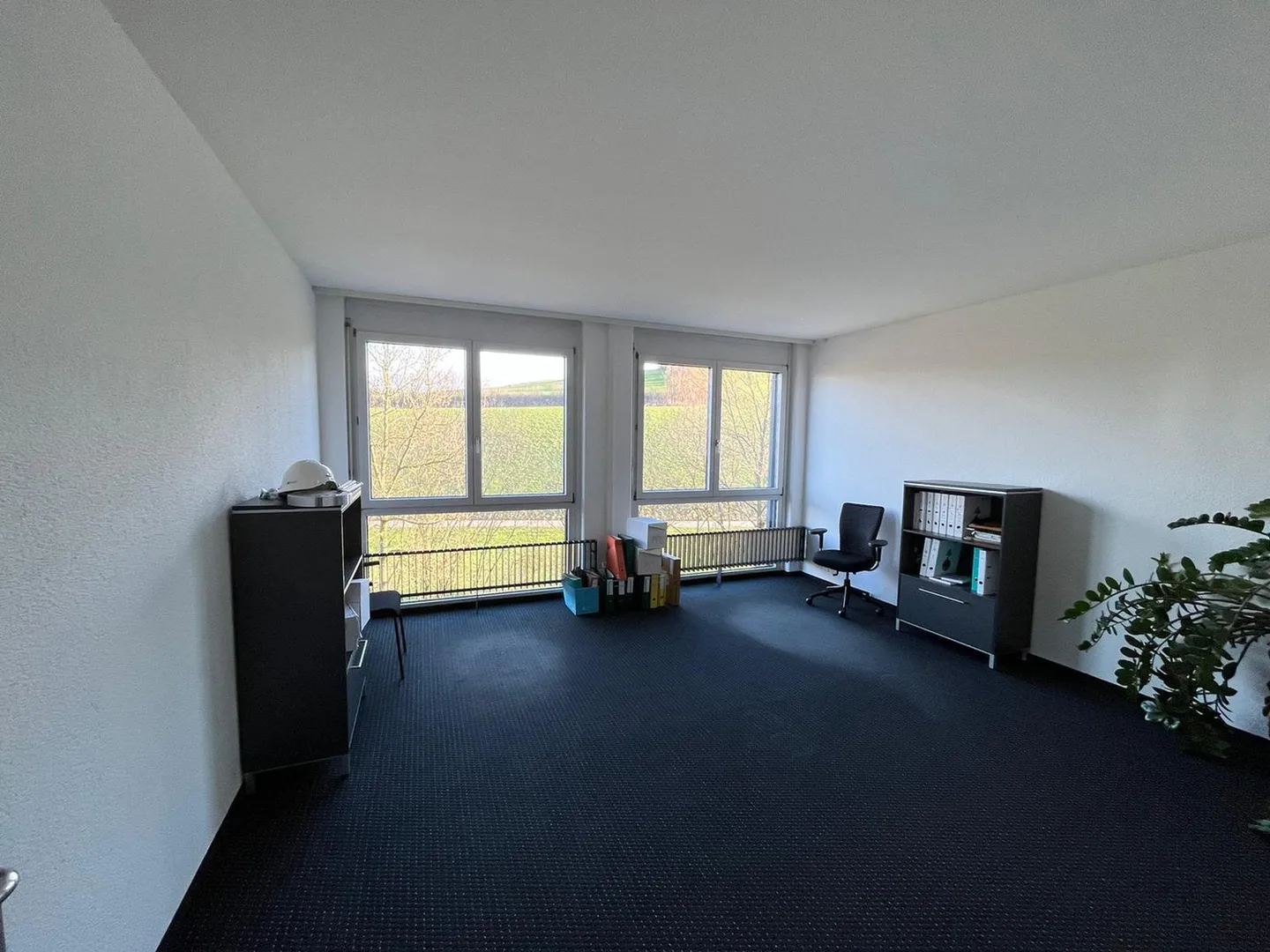 Schöne & Zentrale Bürofläche zu Vermieten - Foto 9 von 20