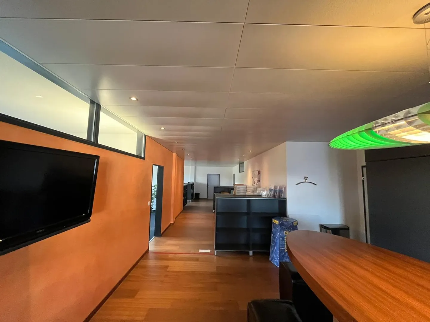 Schöne & Zentrale Bürofläche zu Vermieten - Foto 10 von 20