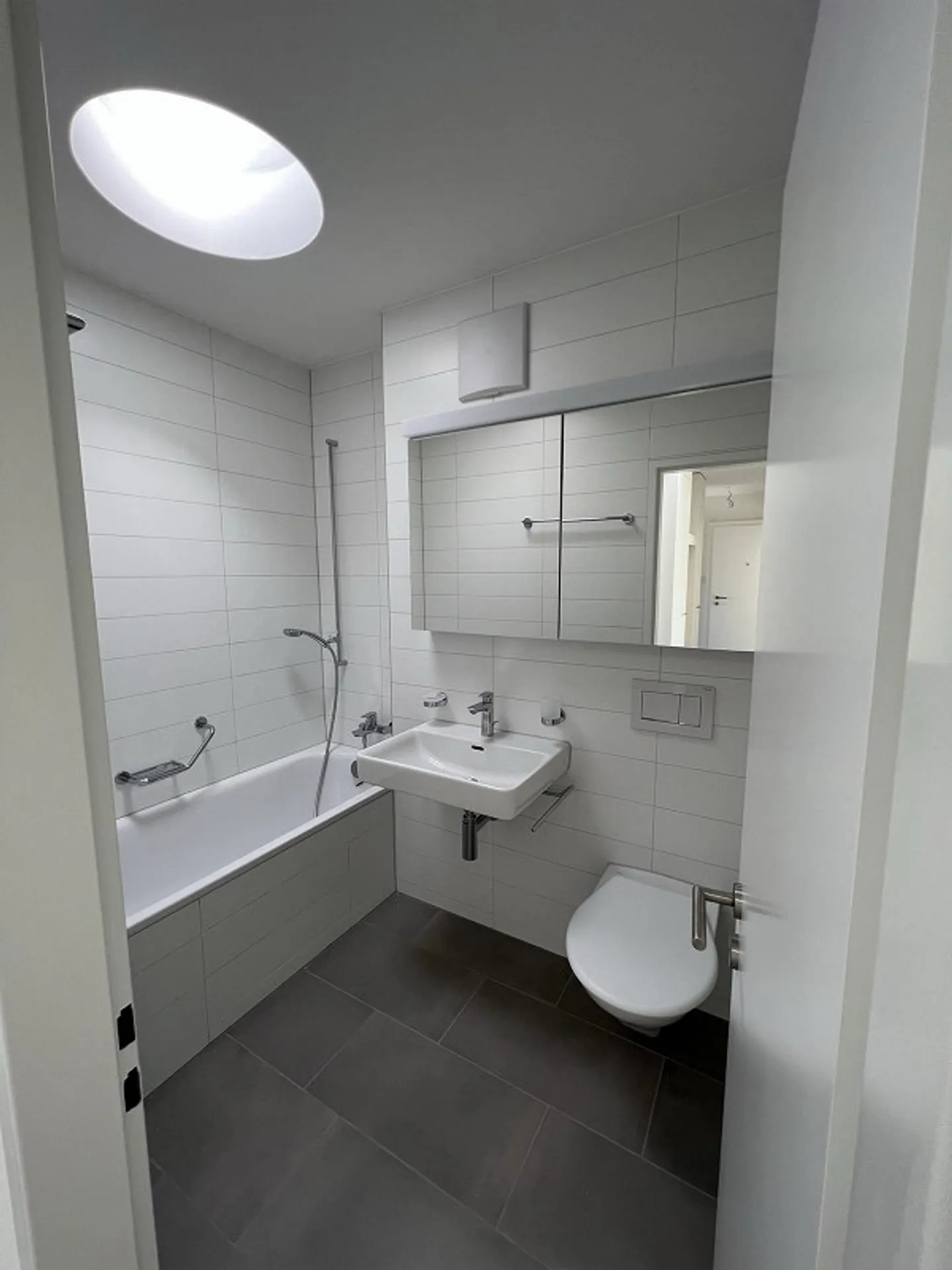 Modernes Attikawohnung in St. Johann - Foto 8 von 9