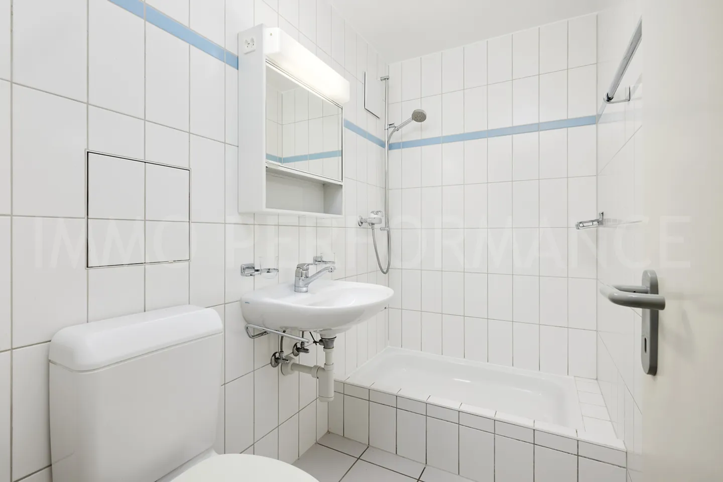 EXCLUSIVITY: Beautiful 4.5-room apartment with passage - Photo 15 of 16