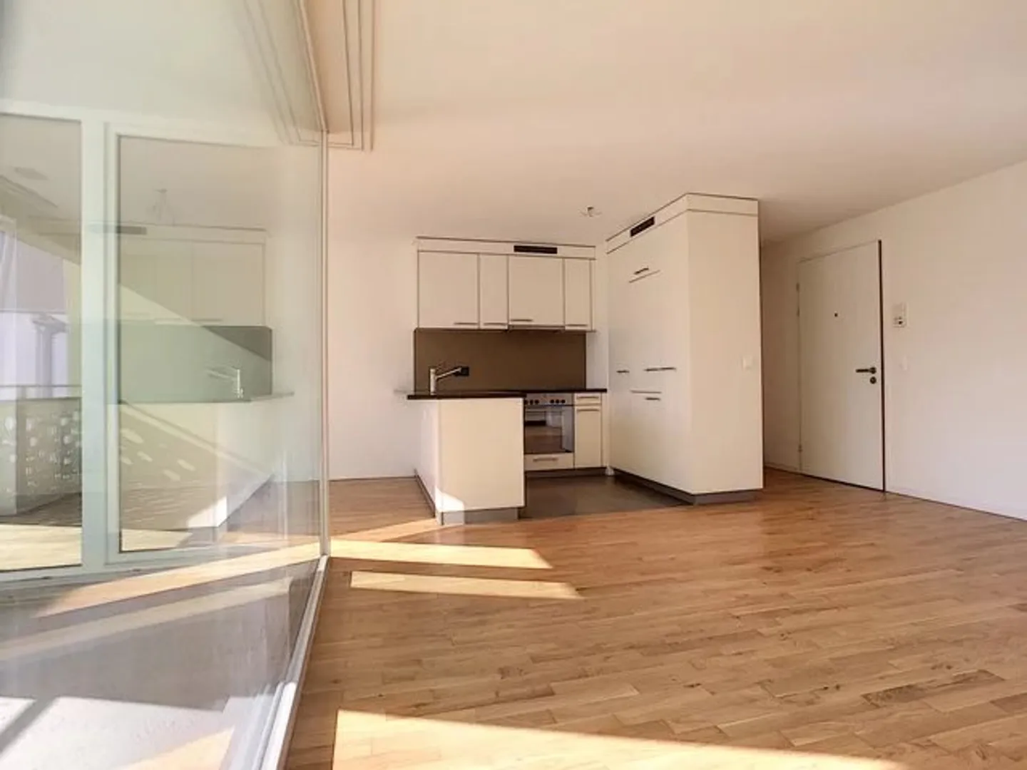 Charmante 2.5-Zimmer-Wohnung - Foto 3 von 7