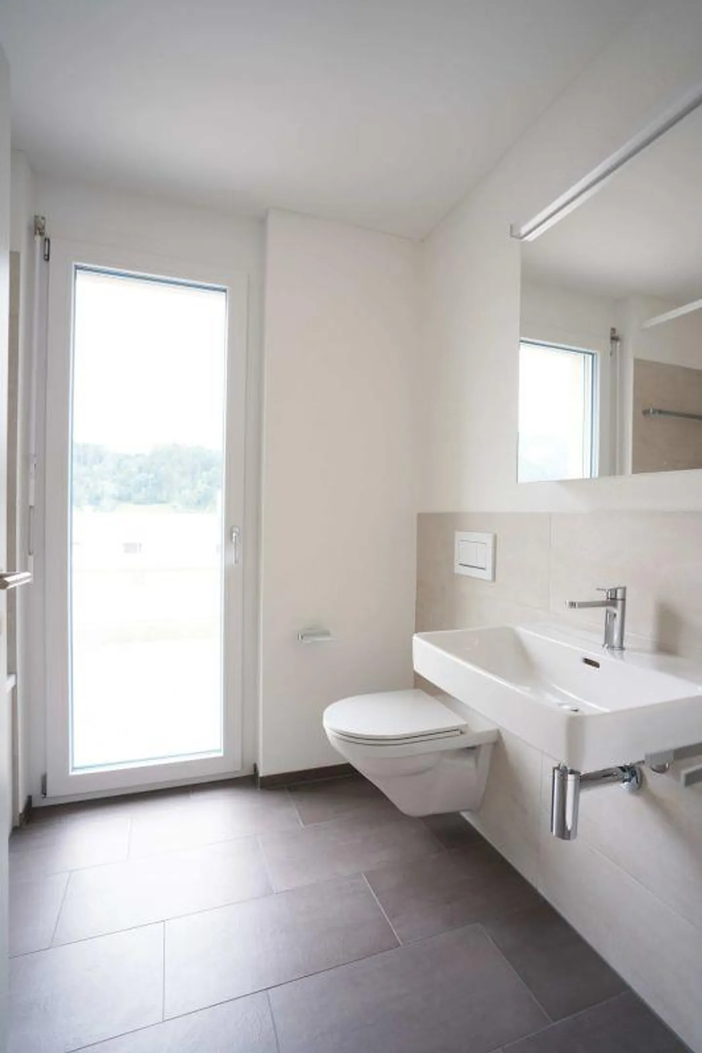 Moderno Appartamento Attico con Vista sul Verde - Foto 7 di 12