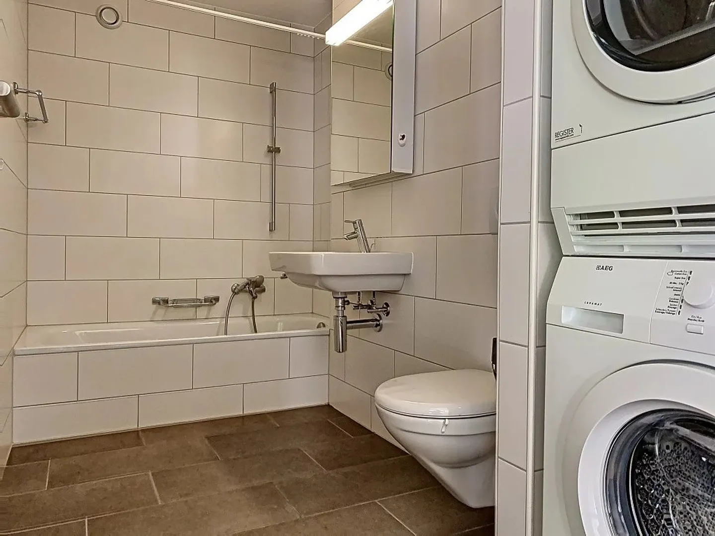 Charmante 2.5-Zimmer-Wohnung - Foto 6 von 7