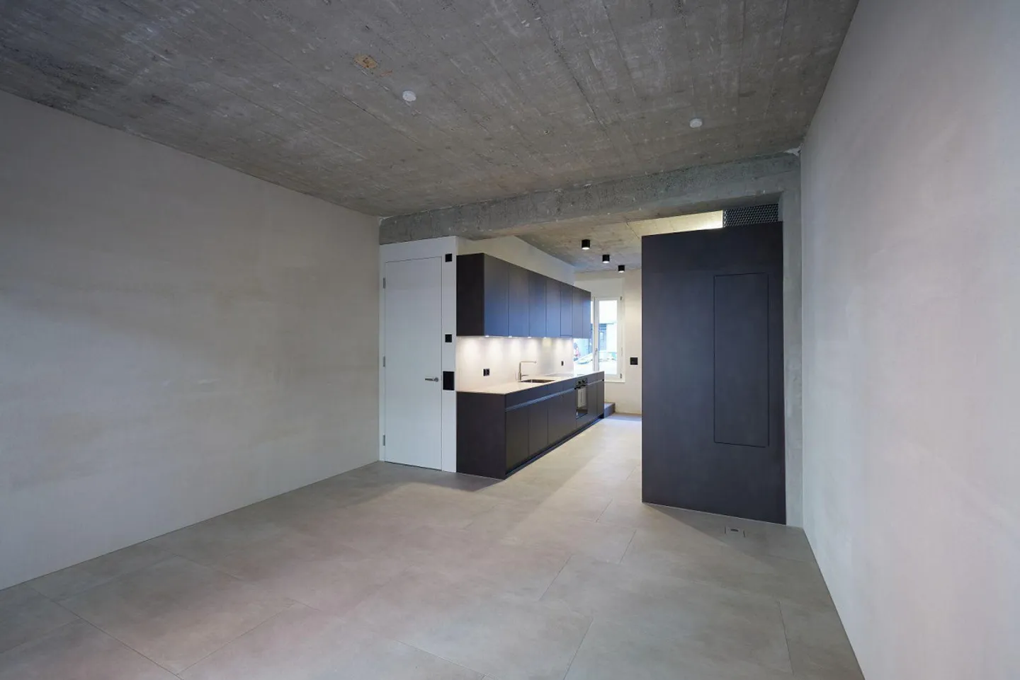 Luxe urbain sous forme brute Loft industriel à plusieurs étages - Photo 6 sur 10