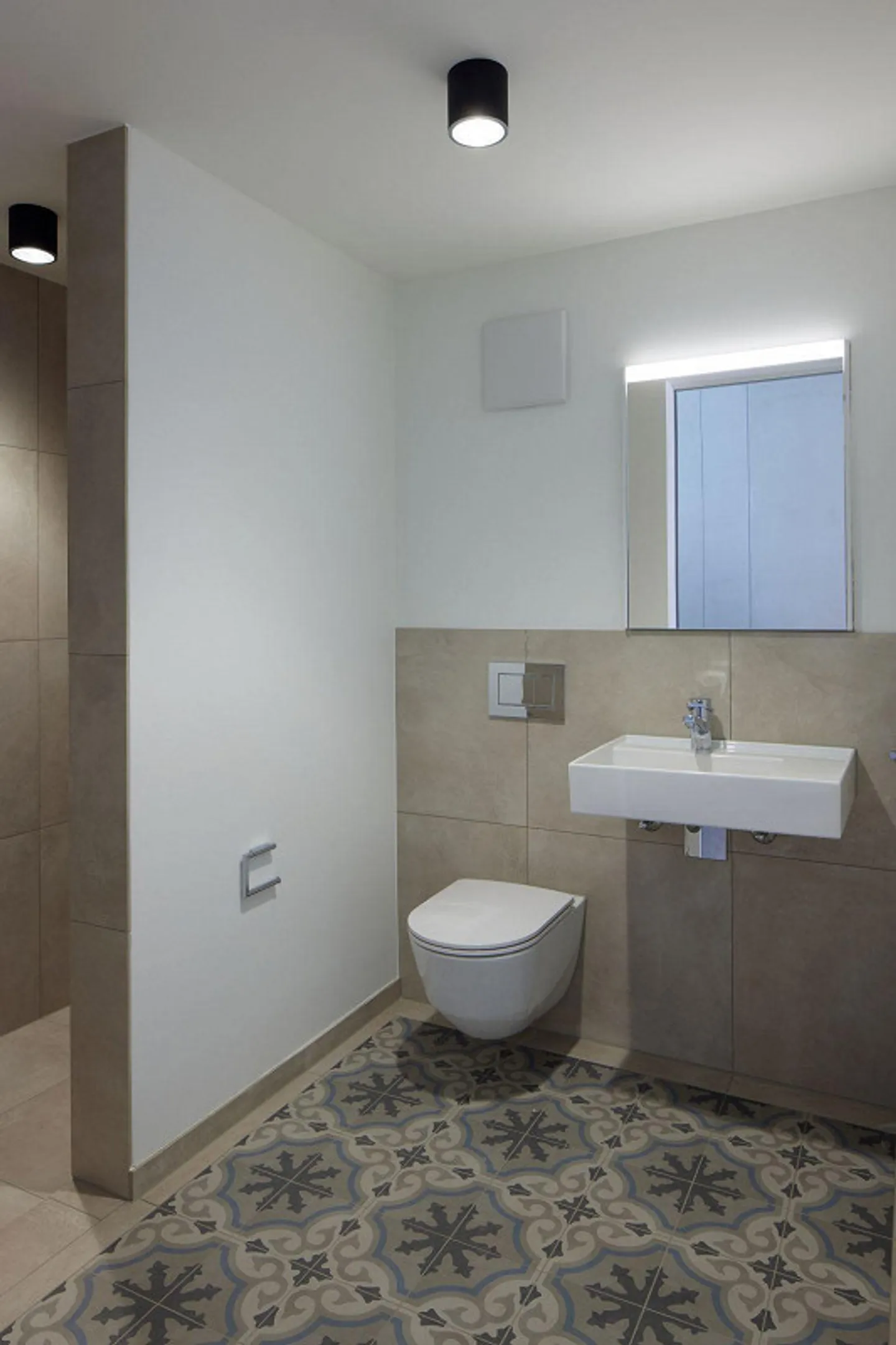 Luxe urbain sous forme brute Loft industriel à plusieurs étages - Photo 9 sur 10