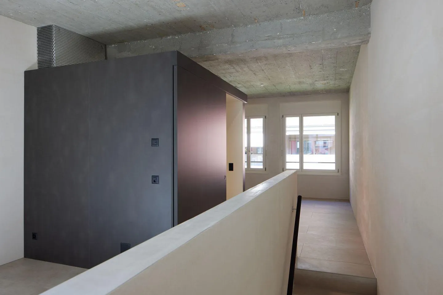 Luxe urbain sous forme brute Loft industriel à plusieurs étages - Photo 10 sur 10