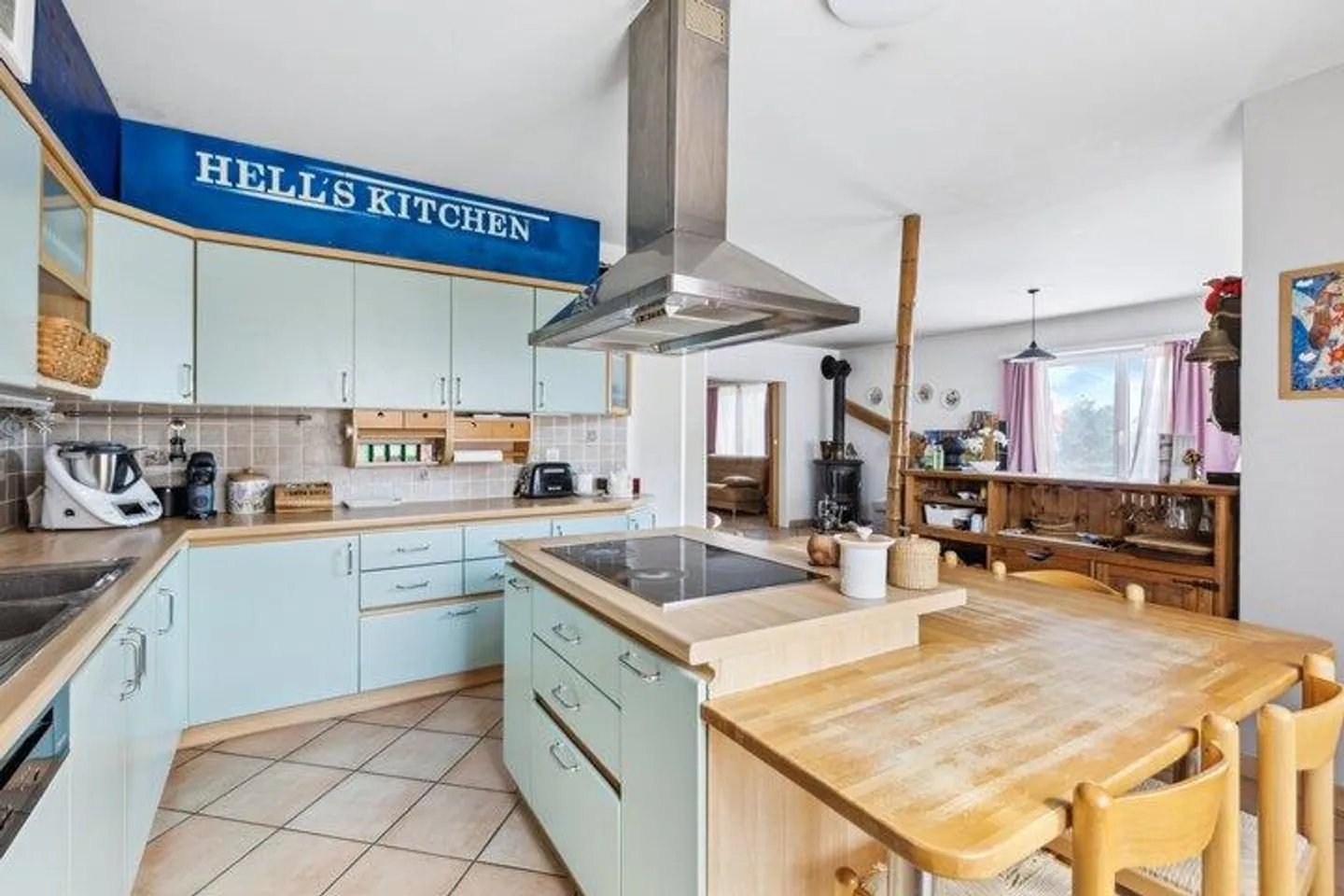 Oasi di bagno con palme e piscina - Foto 3 di 8