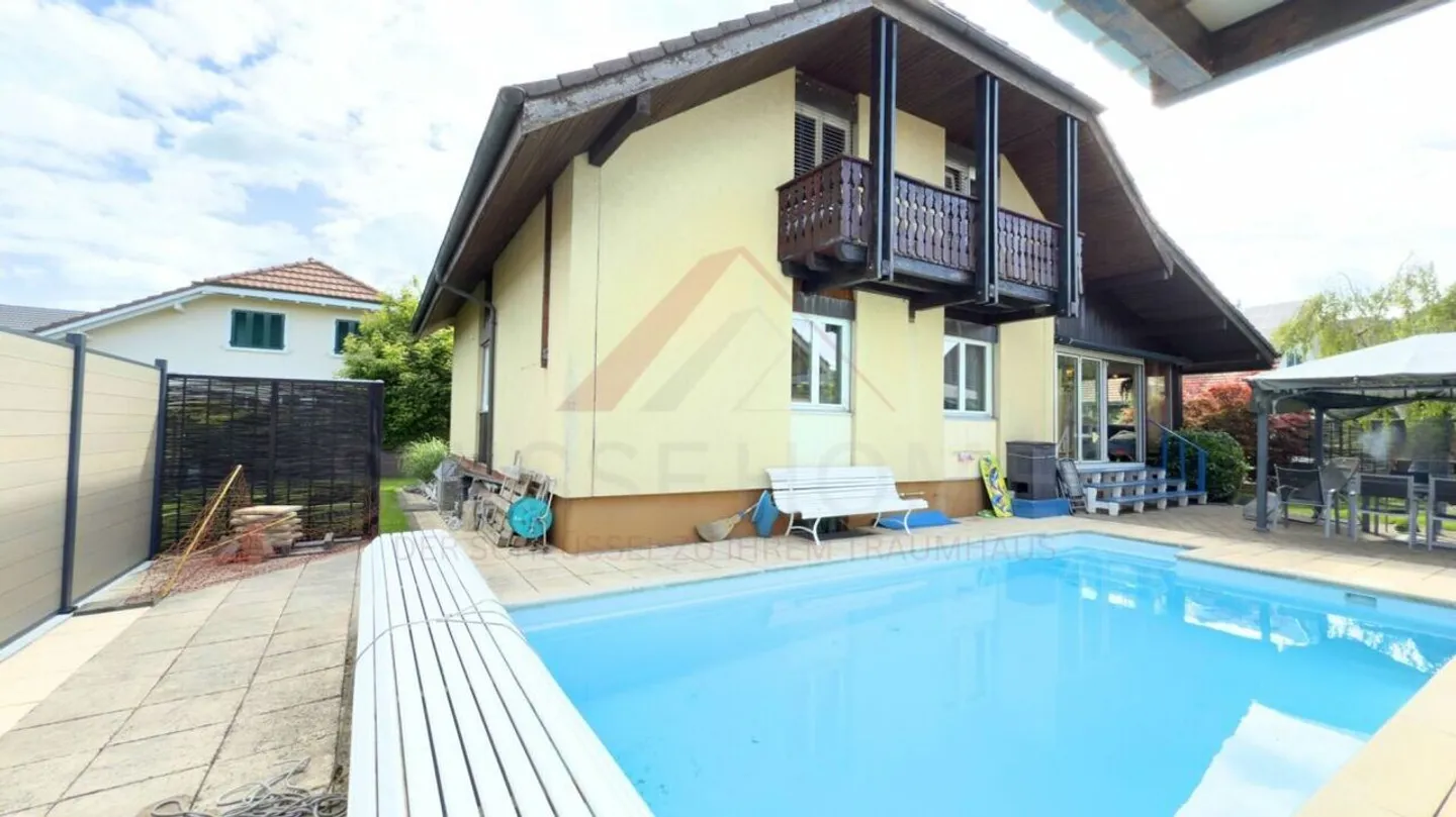 Paradiso Familiare Elegante con Piscina e Sauna - Incantevole Casa Unifamiliare in una Posizione Tranquilla a Kestenholz - Foto 17 di 19