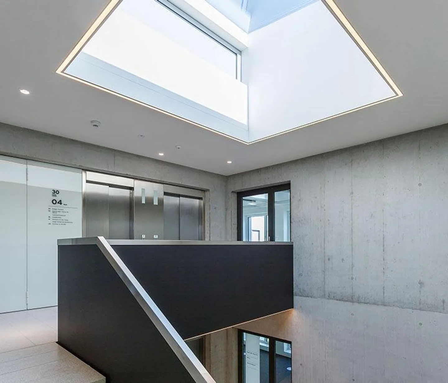 Votre nouveau bureau dans la zone Carba à Liebefeld - Photo 3 sur 3