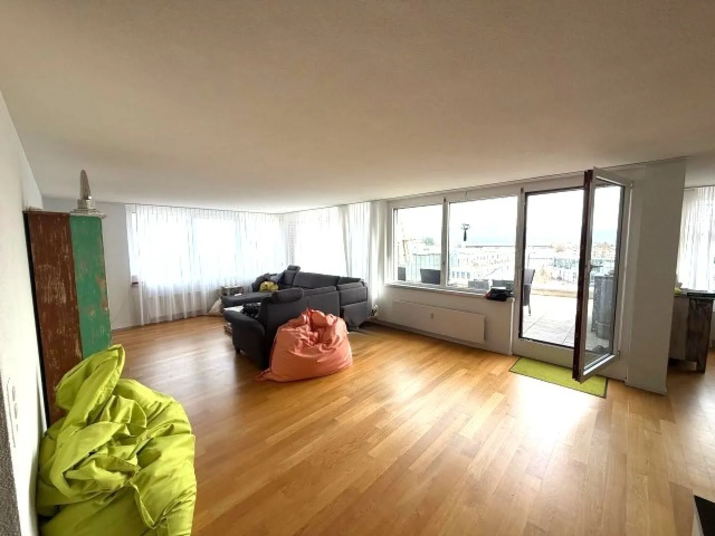 Stilvolles Penthouse mit Bergblick - Foto 6 von 11