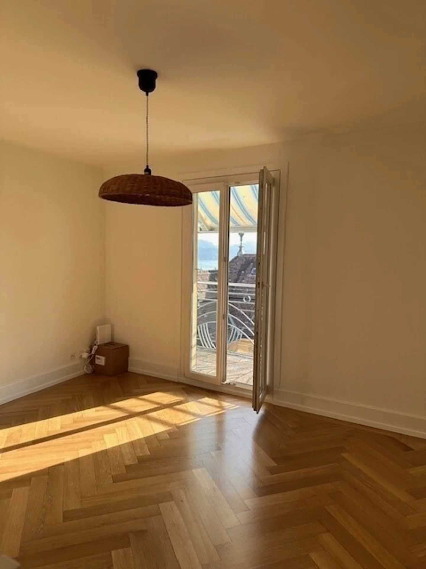 Beautiful furnished 2-room apartment - Photo 7 of 7