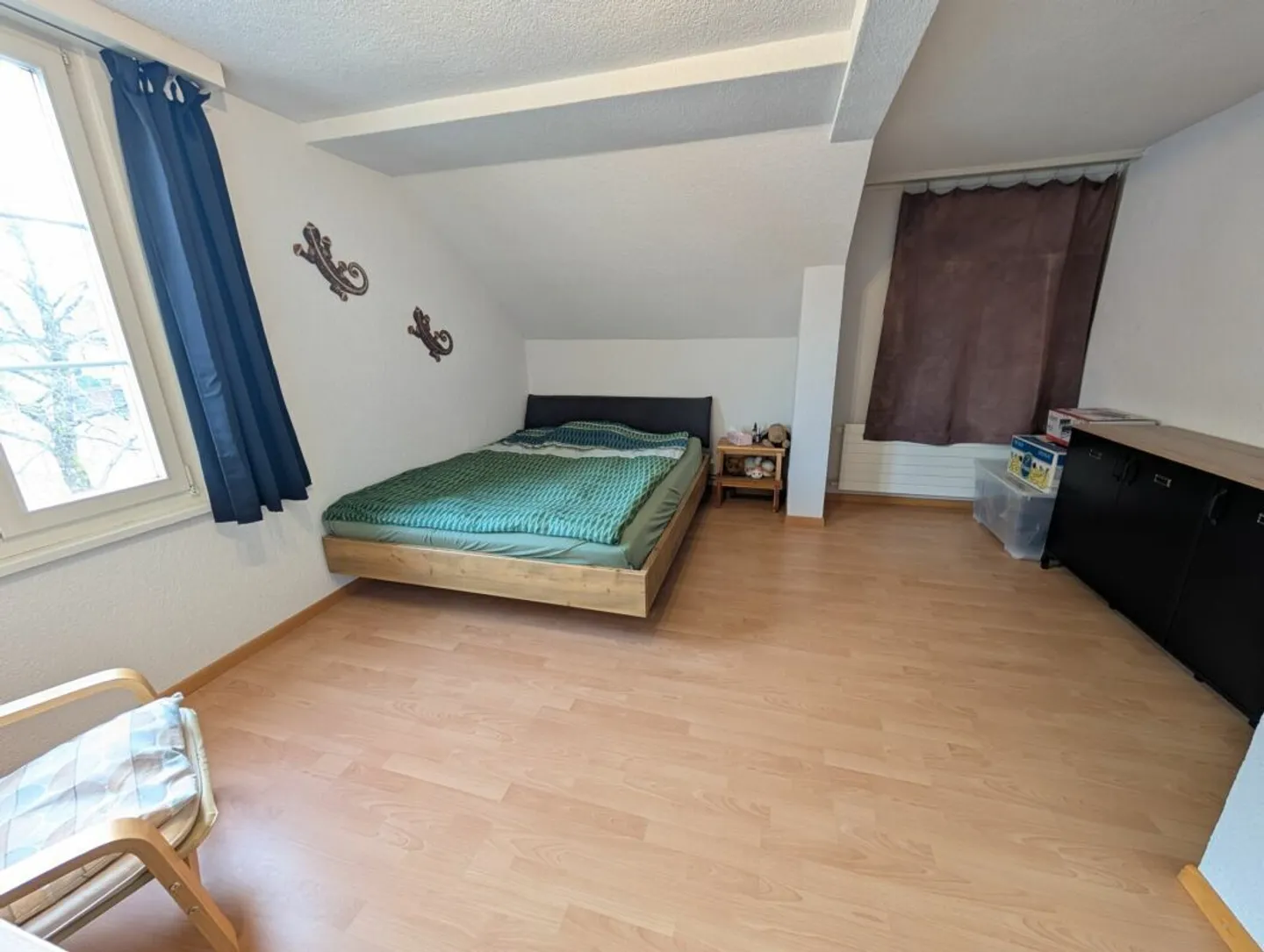 Quietly Located with Balcony - Photo 4 of 8