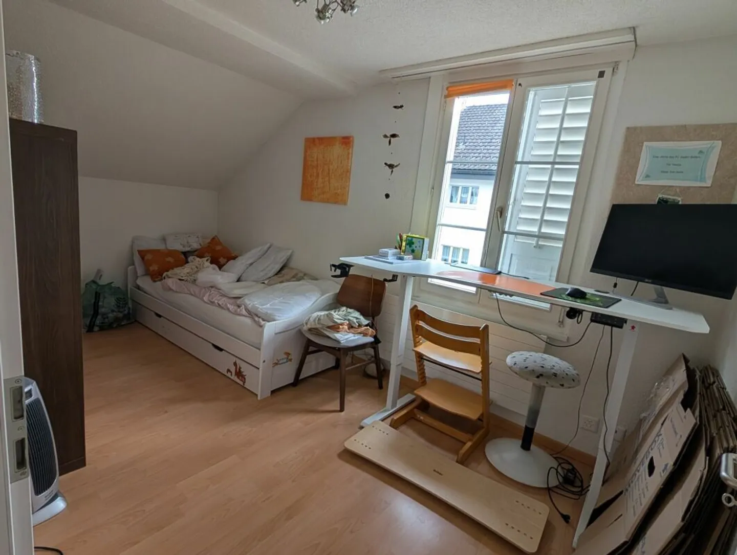 Quietly Located with Balcony - Photo 6 of 8