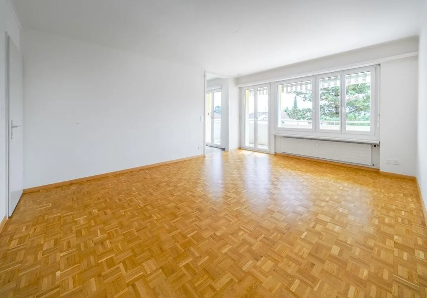 4 1/2-room apartment near the old town - Photo 3 of 11