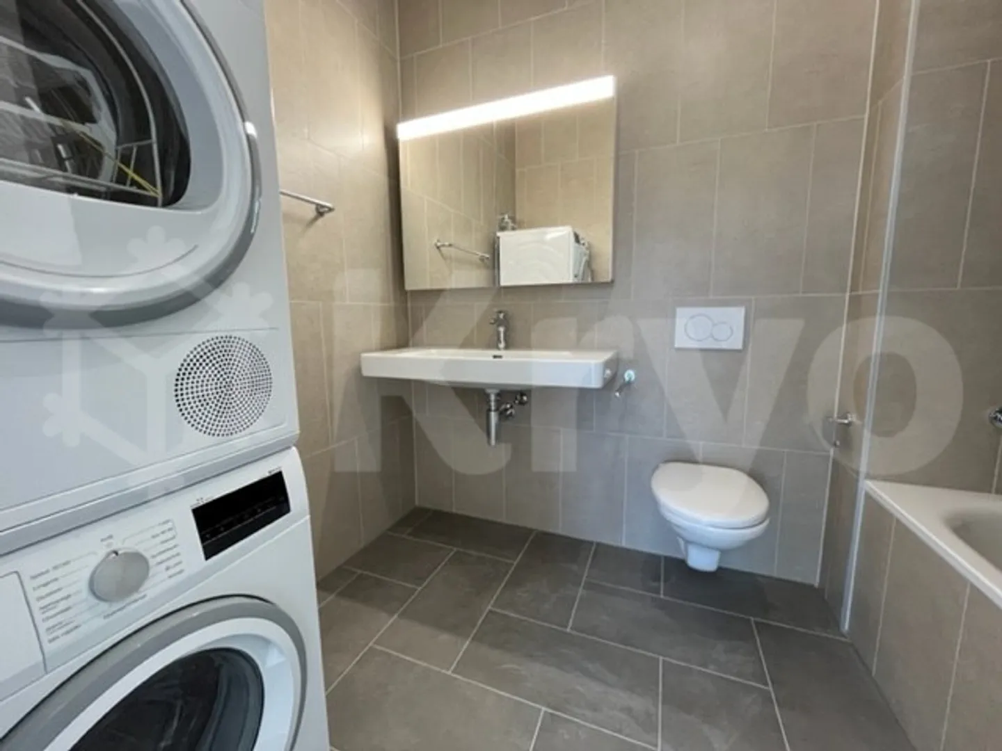 Delémont, wunderschöne 3.5 Zimmer Wohnung mit sehr grosser Terrasse - B3.RS.SA4 - Foto 2 von 8