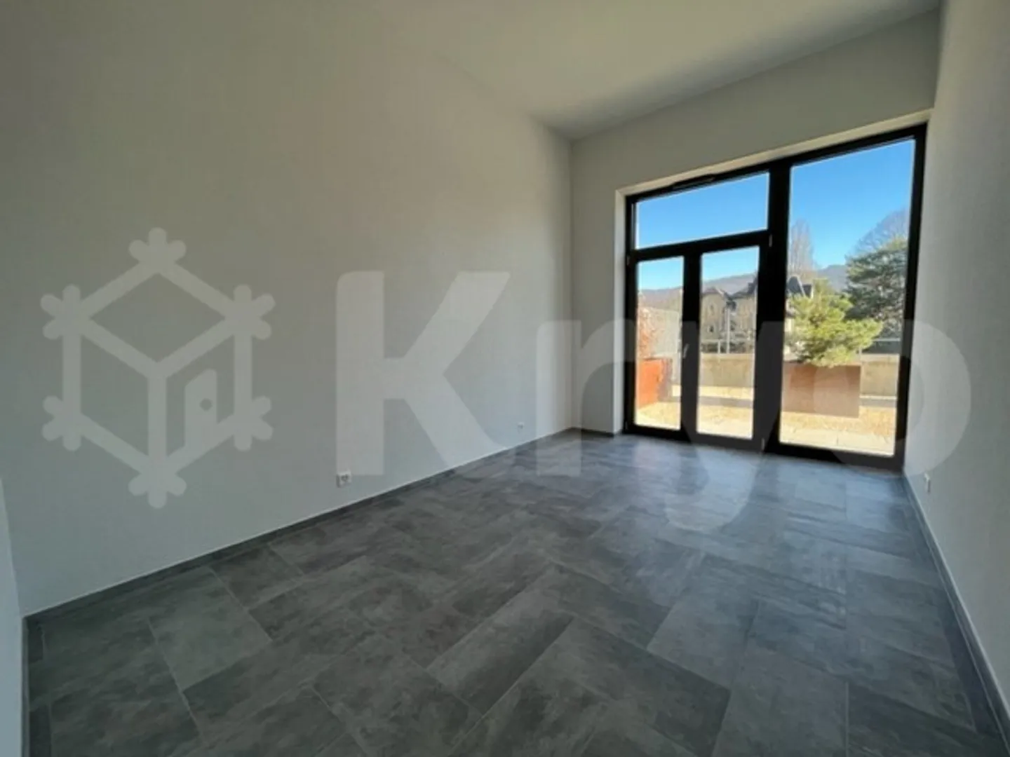 Delémont, wunderschöne 3.5 Zimmer Wohnung mit sehr grosser Terrasse - B3.RS.SA4 - Foto 3 von 8