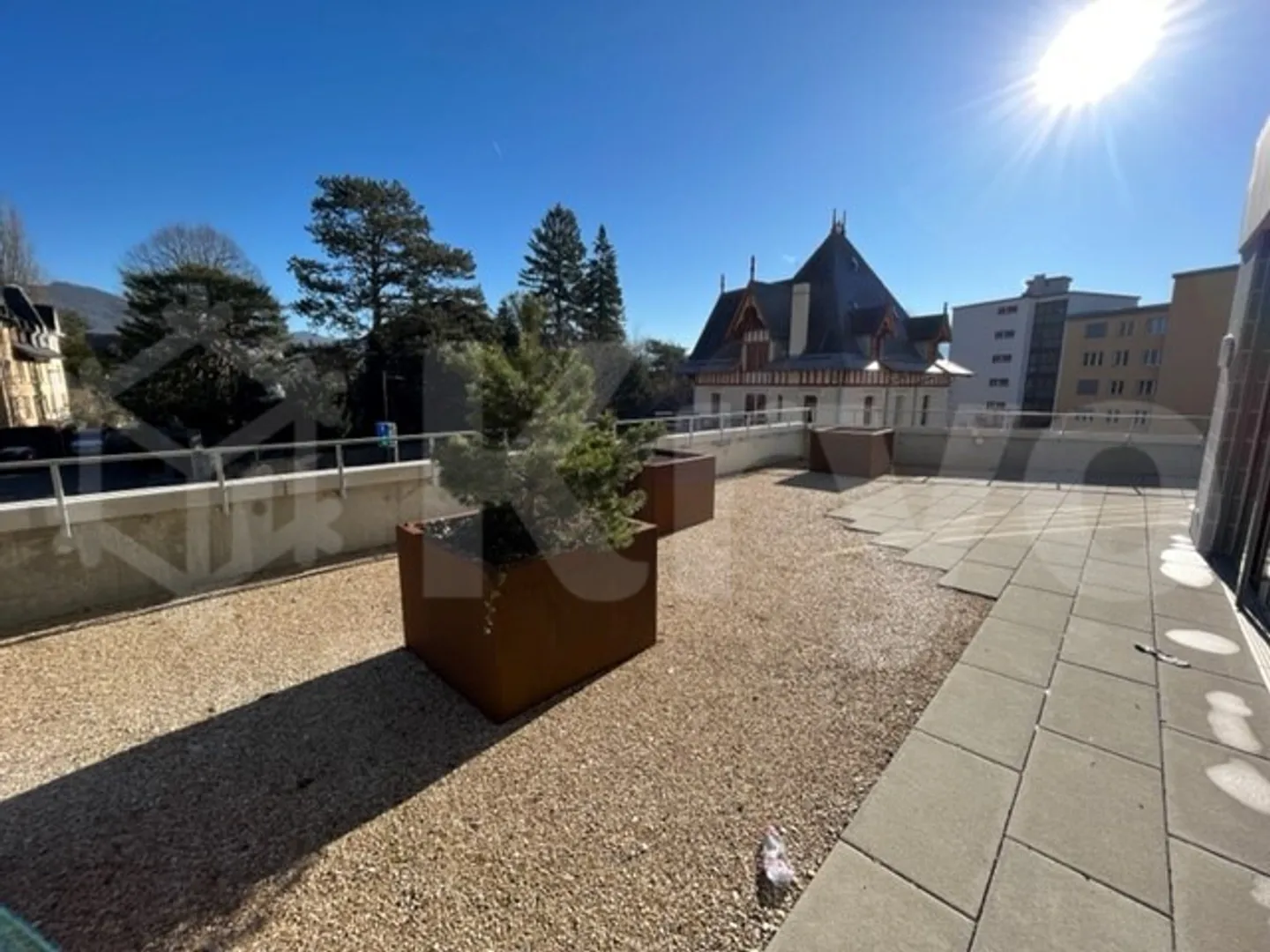 Delémont, wunderschöne 3.5 Zimmer Wohnung mit sehr grosser Terrasse - B3.RS.SA4 - Foto 6 von 8