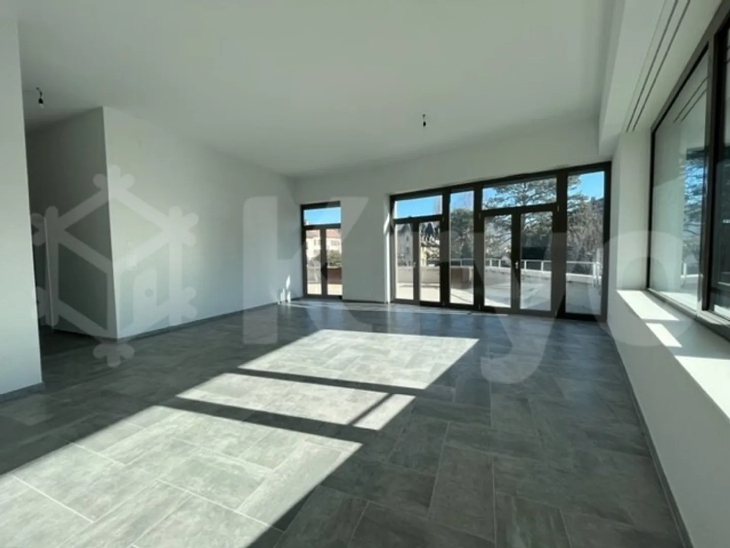 Delémont, wunderschöne 3.5 Zimmer Wohnung mit sehr grosser Terrasse - B3.RS.SA4 - Foto 8 von 8