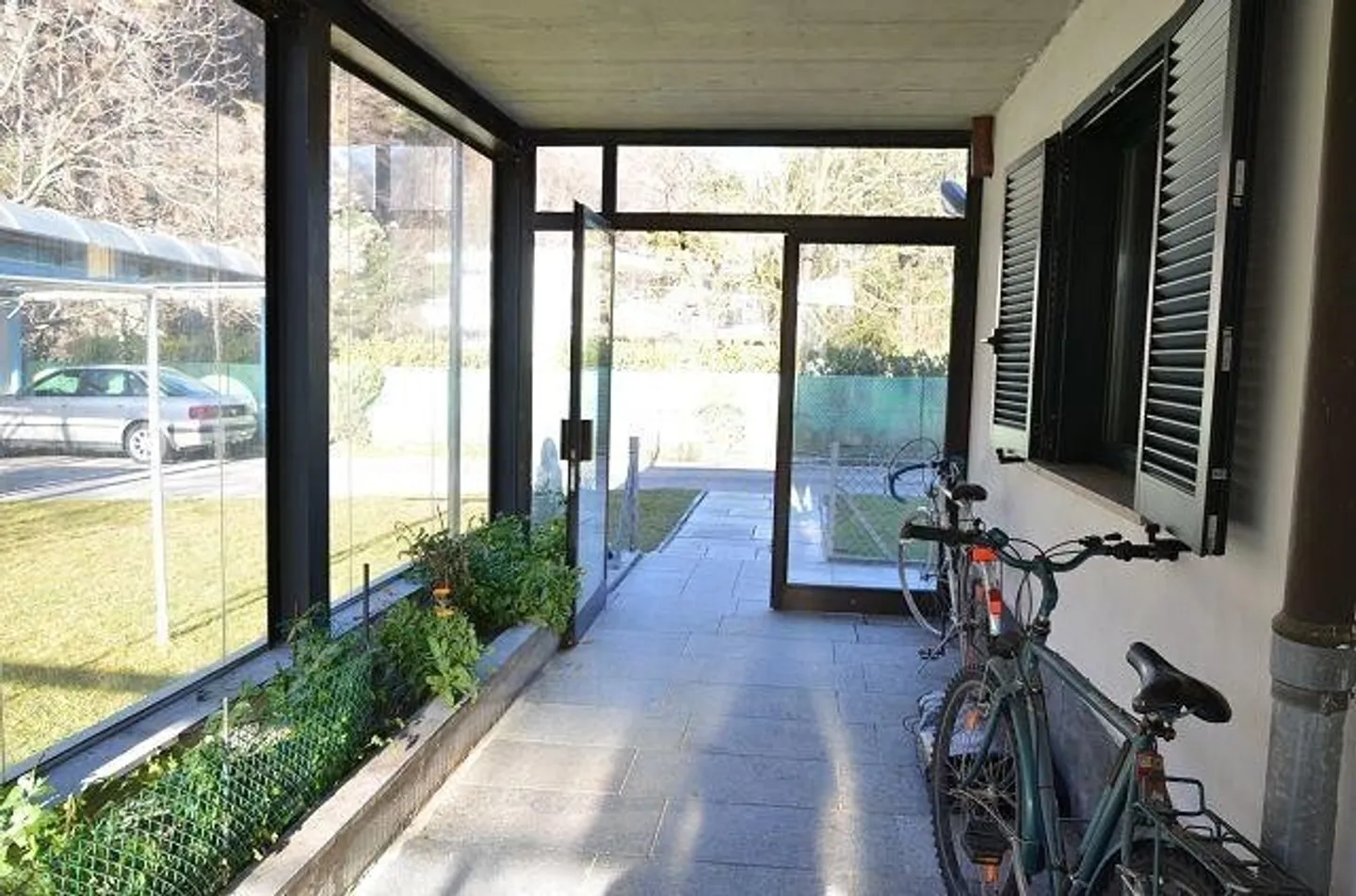 Spacious Duplex in Sunny Iragna - Photo 5 of 13