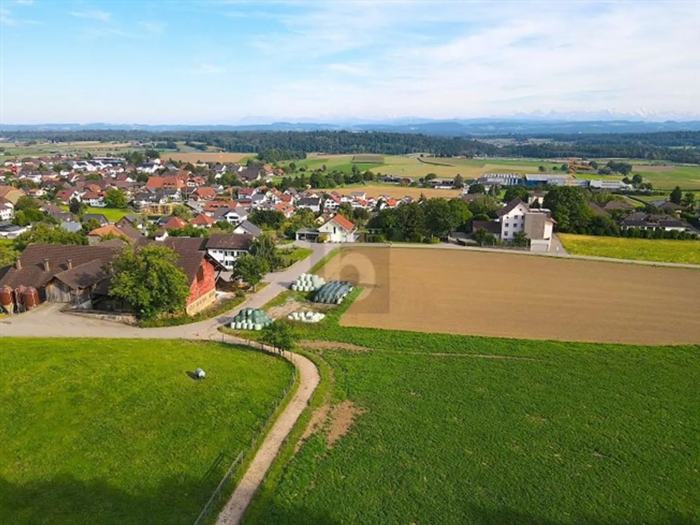 Grundstück mit unverbaubarer Sicht - Foto 1 von 6