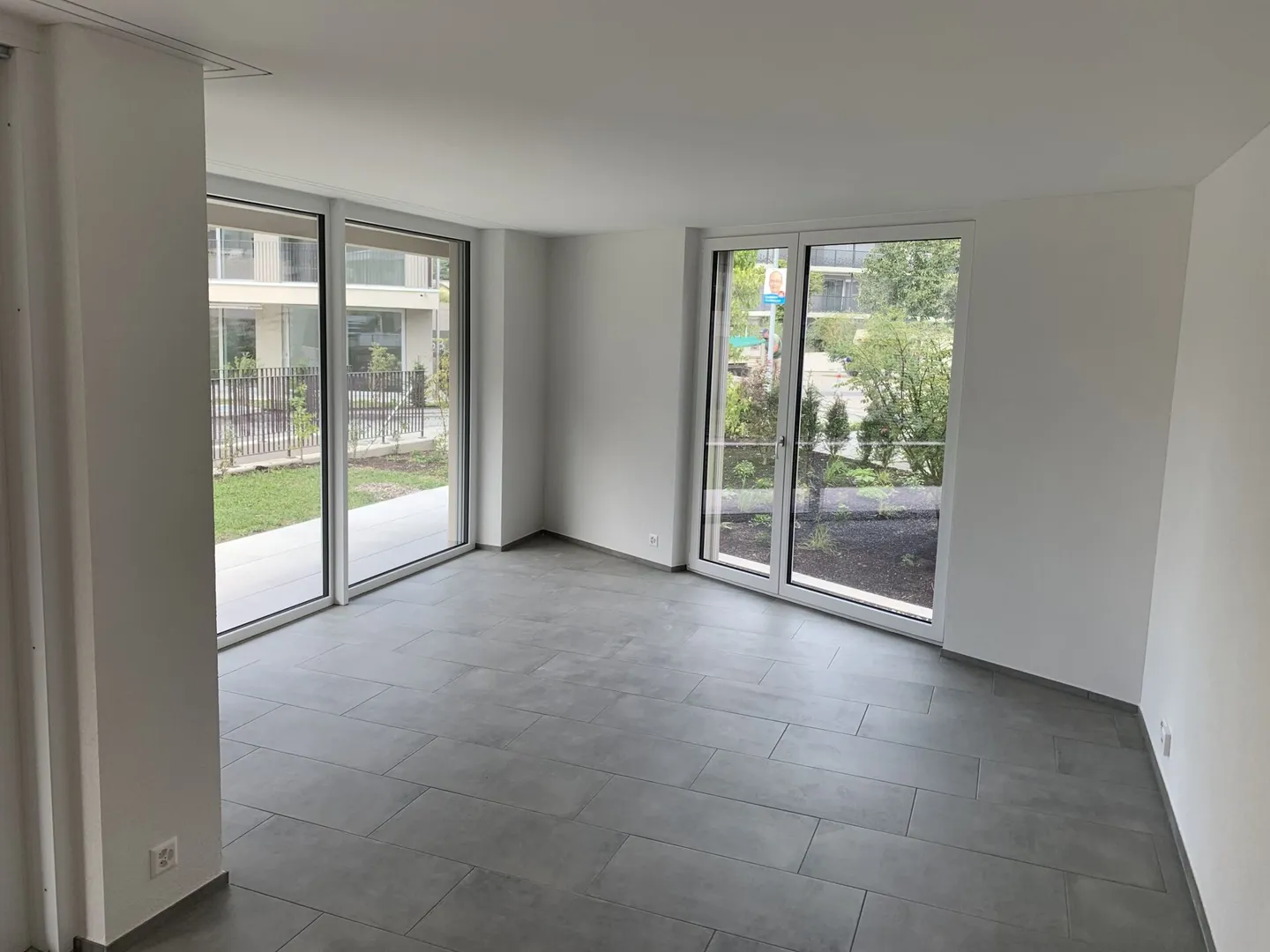 Appartamento al piano terra di 2,5 stanze da sogno che ti delizierà! - Foto 3 di 7