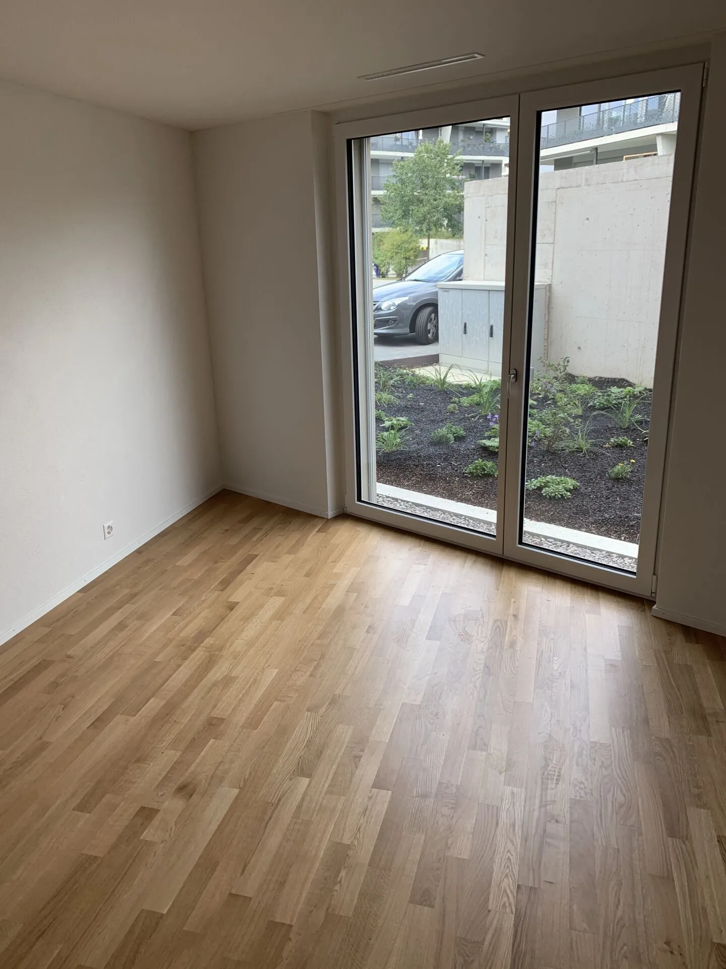 Appartamento al piano terra di 2,5 stanze da sogno che ti delizierà! - Foto 4 di 7