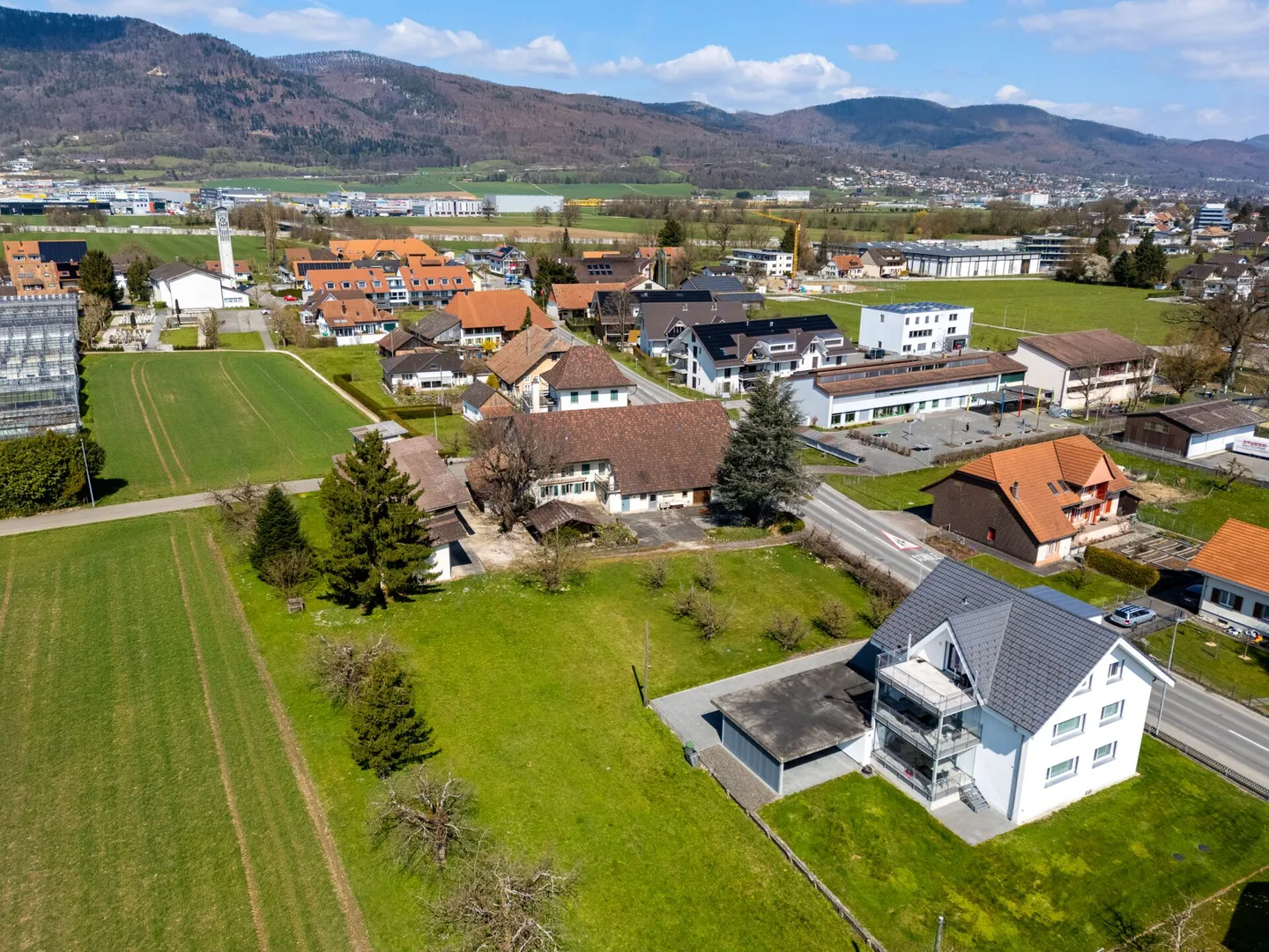 Baugrundstück in Kernzone - Foto 1 von 11