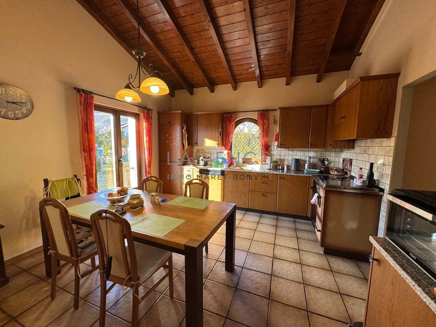 Villa indipendente su terreno di 836M2 - Foto 3 di 5