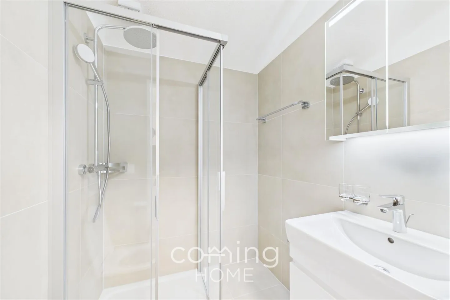 Appartement 2.5 pièces de haute qualité modernisé à Ried-Brig avec vue sur les Alpes - Photo 8 sur 13