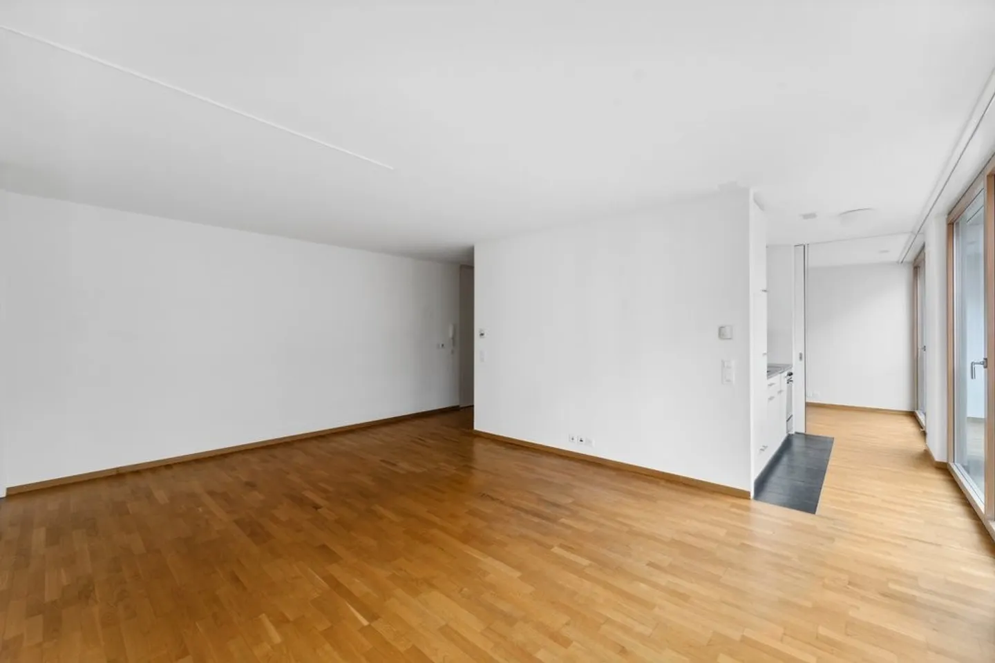 Appartamento in città per single - Foto 3 di 8