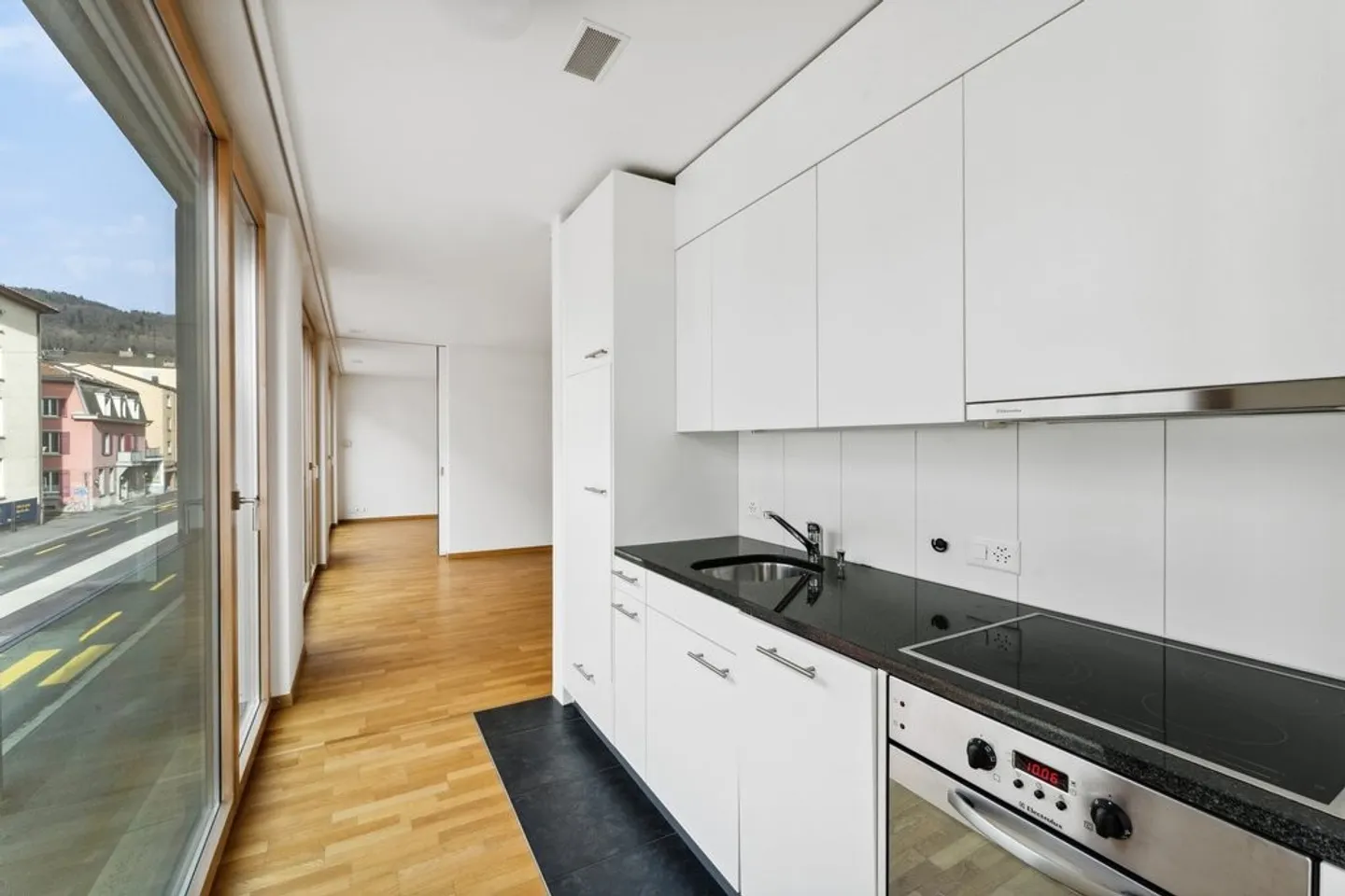 Appartamento in città per single - Foto 6 di 8