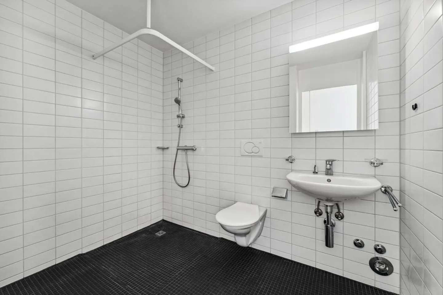 Appartamento in città per single - Foto 7 di 8