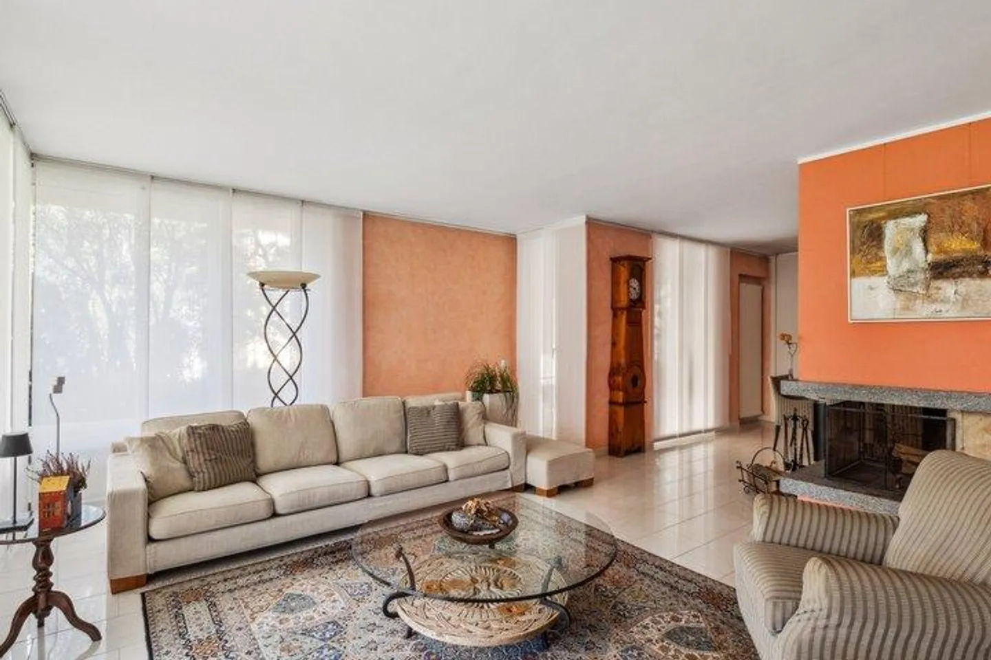 PALMS, PEACE AND QUALITY OF LIFE - Photo 2 of 8