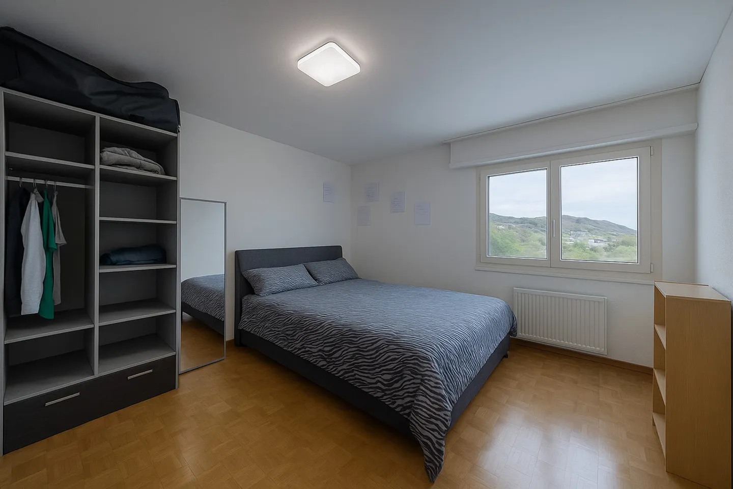 Spacious 4.5 rooms with balcony - Photo 2 of 11